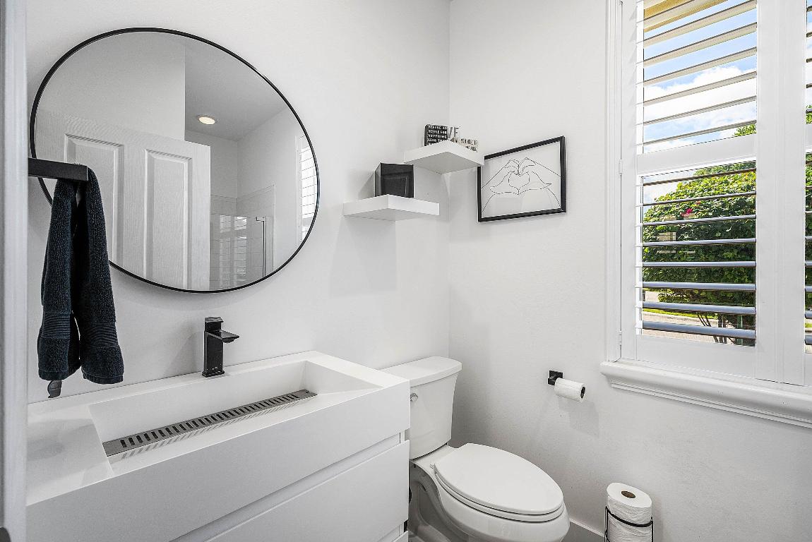 5338 NW 26th Circle S