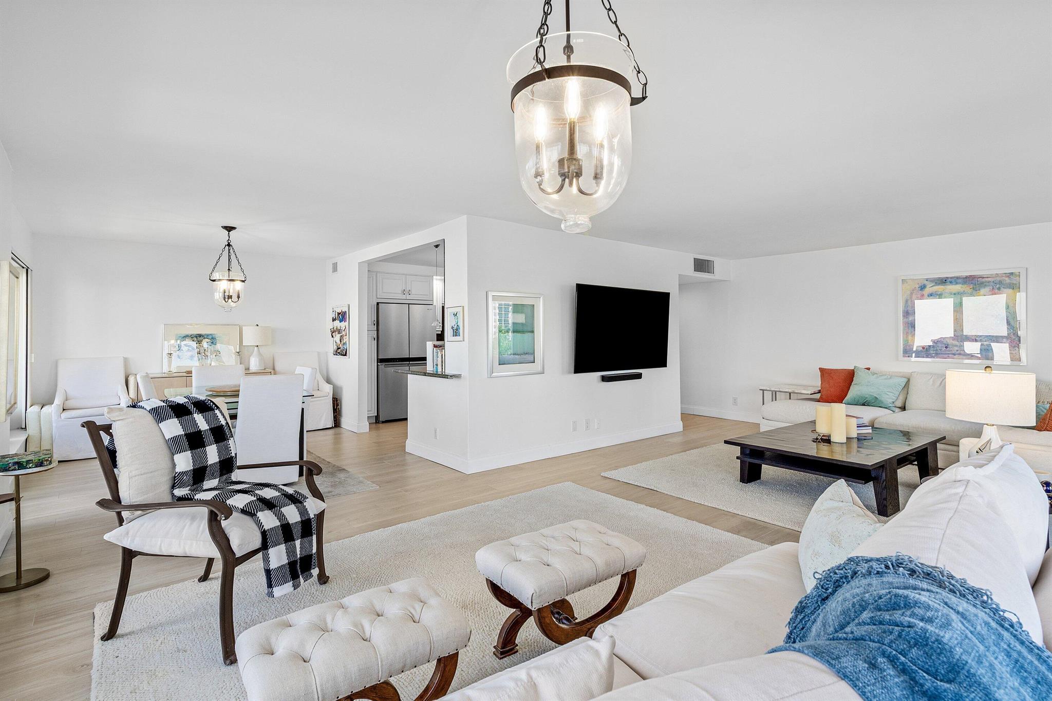 2066 N Ocean Boulevard 4nw