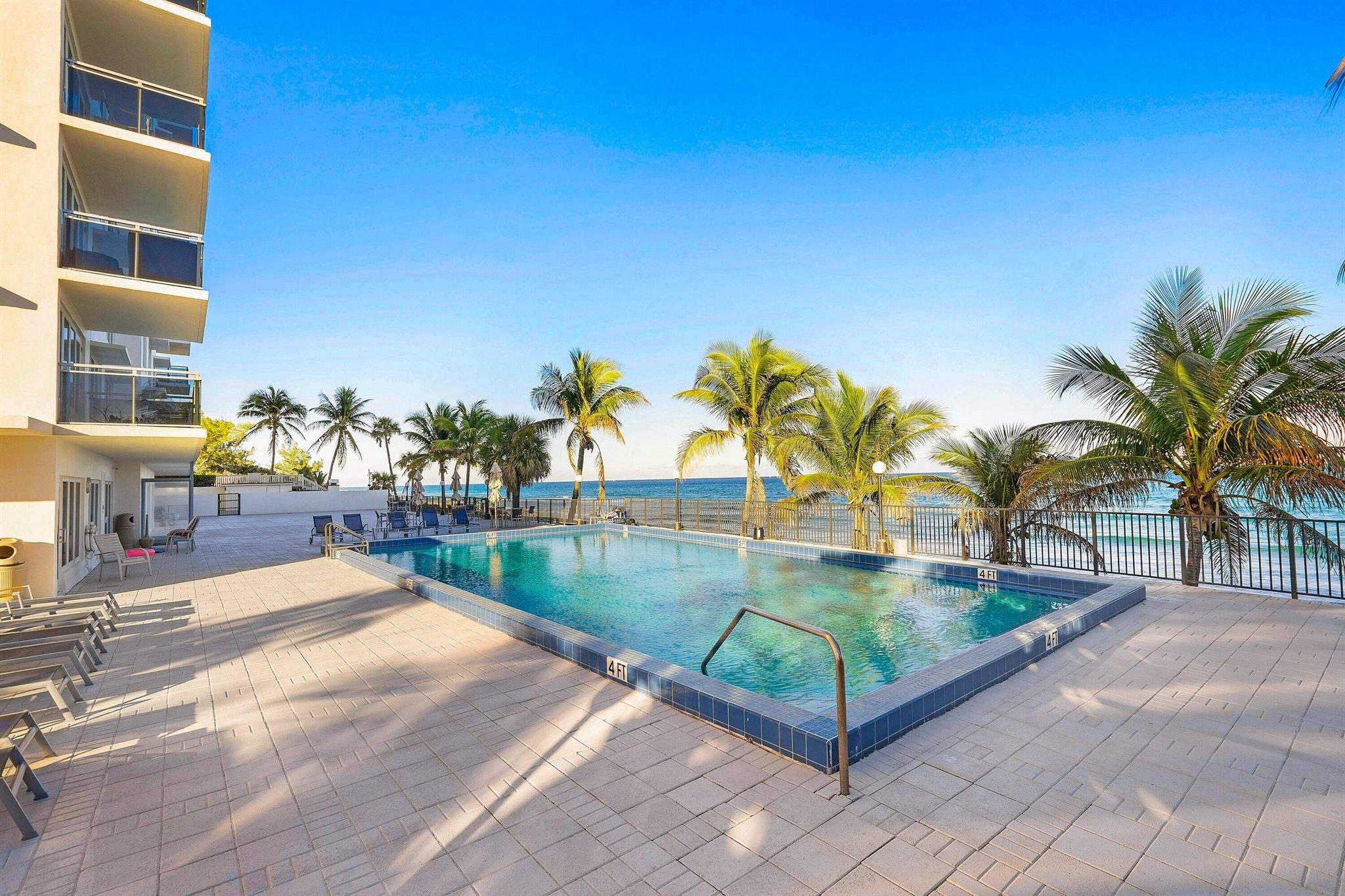 2066 N Ocean Boulevard 4nw