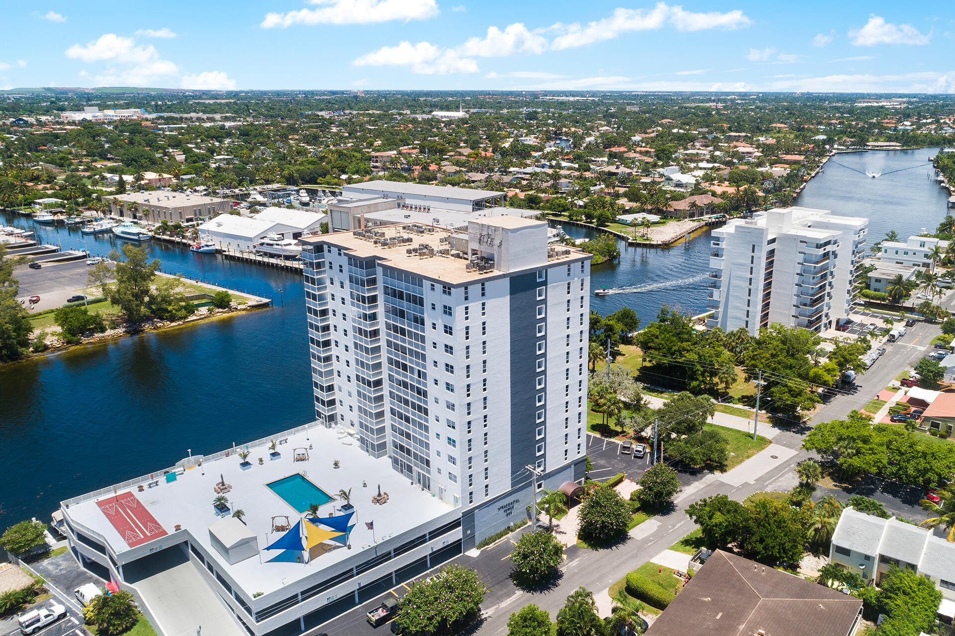 1505 N Riverside Drive 405