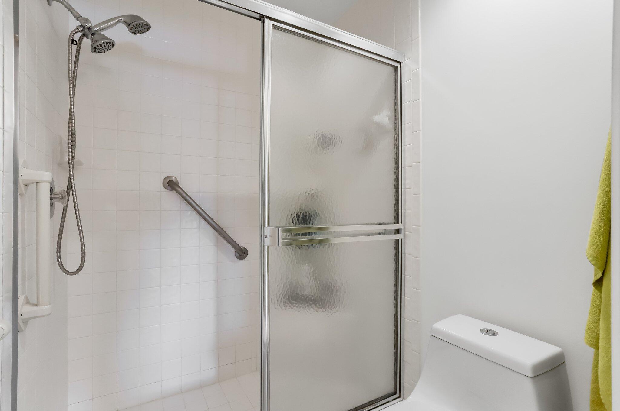 9927 Seacrest Circle 202