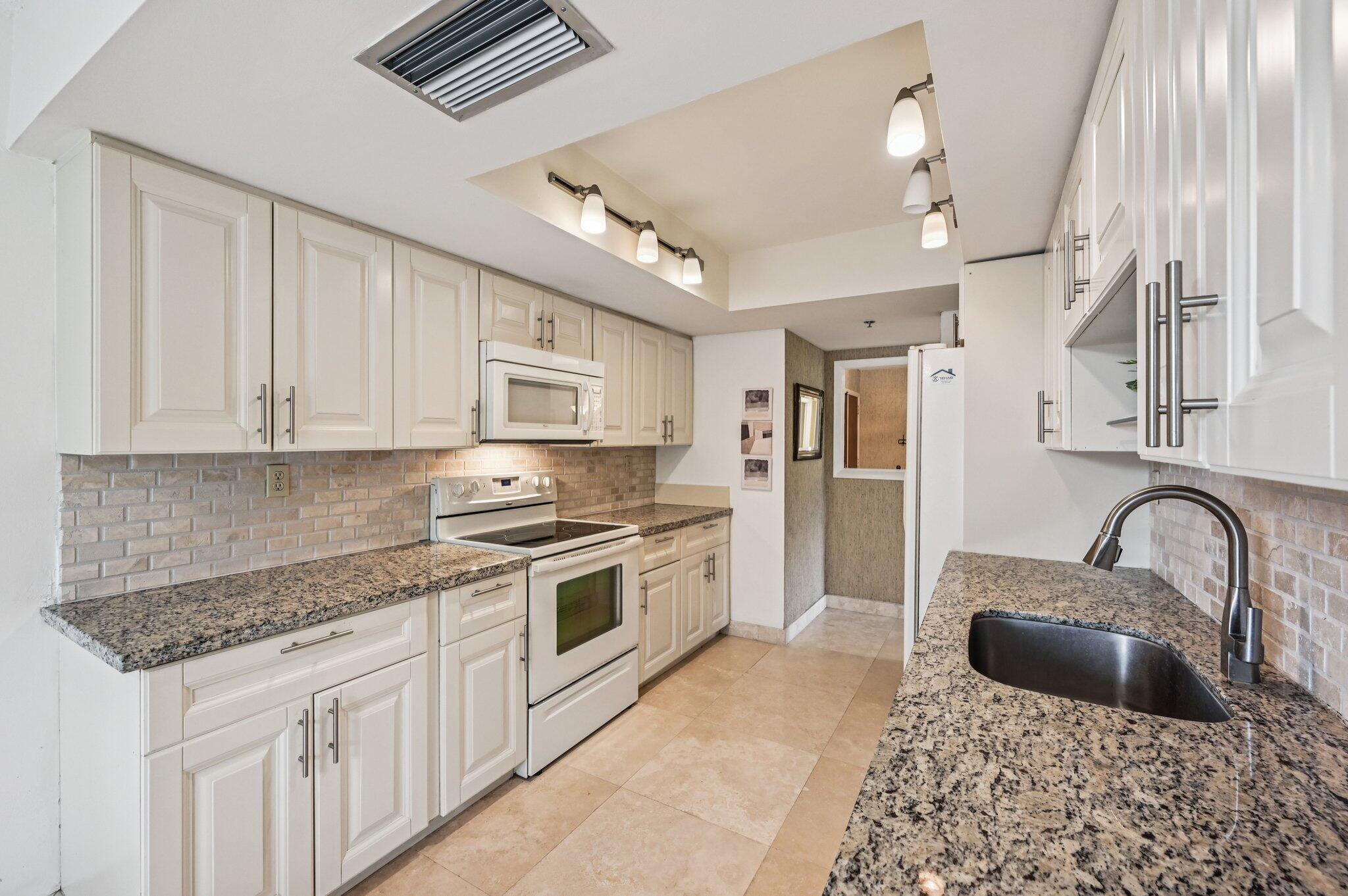 23200 Camino Del Mar 201