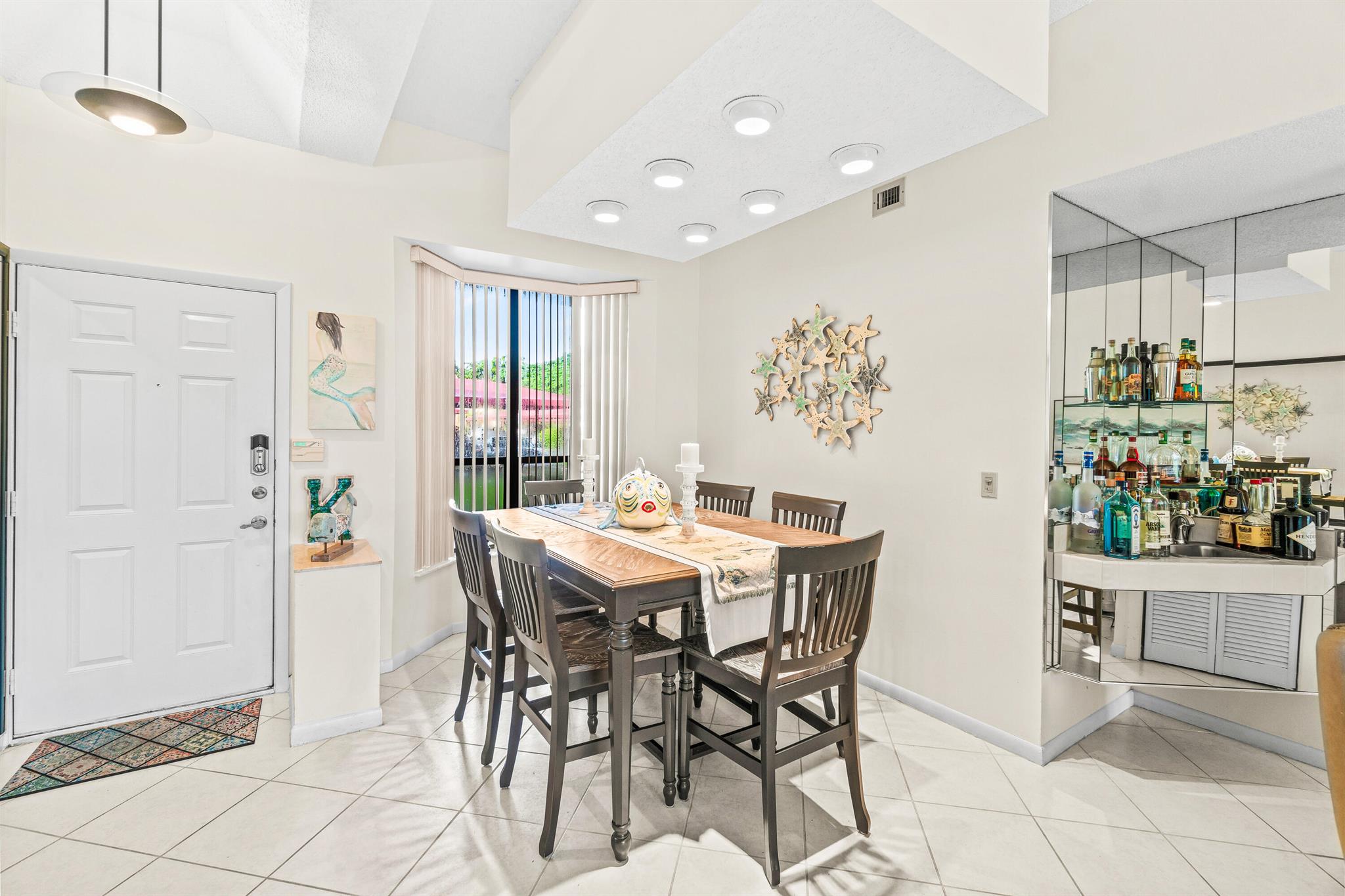 7460 La Paz Boulevard 102