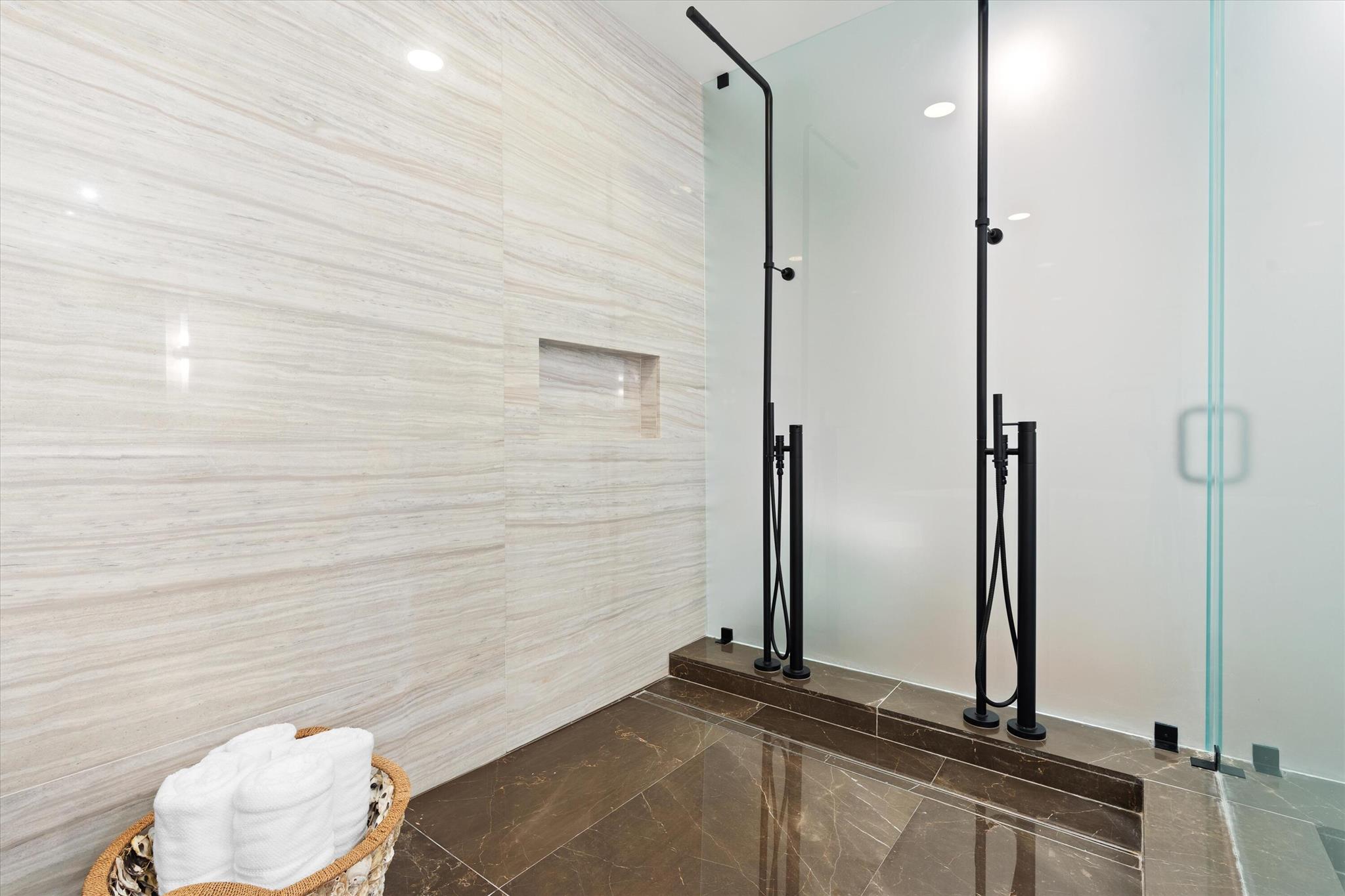 2200 N Ocean Boulevard N201