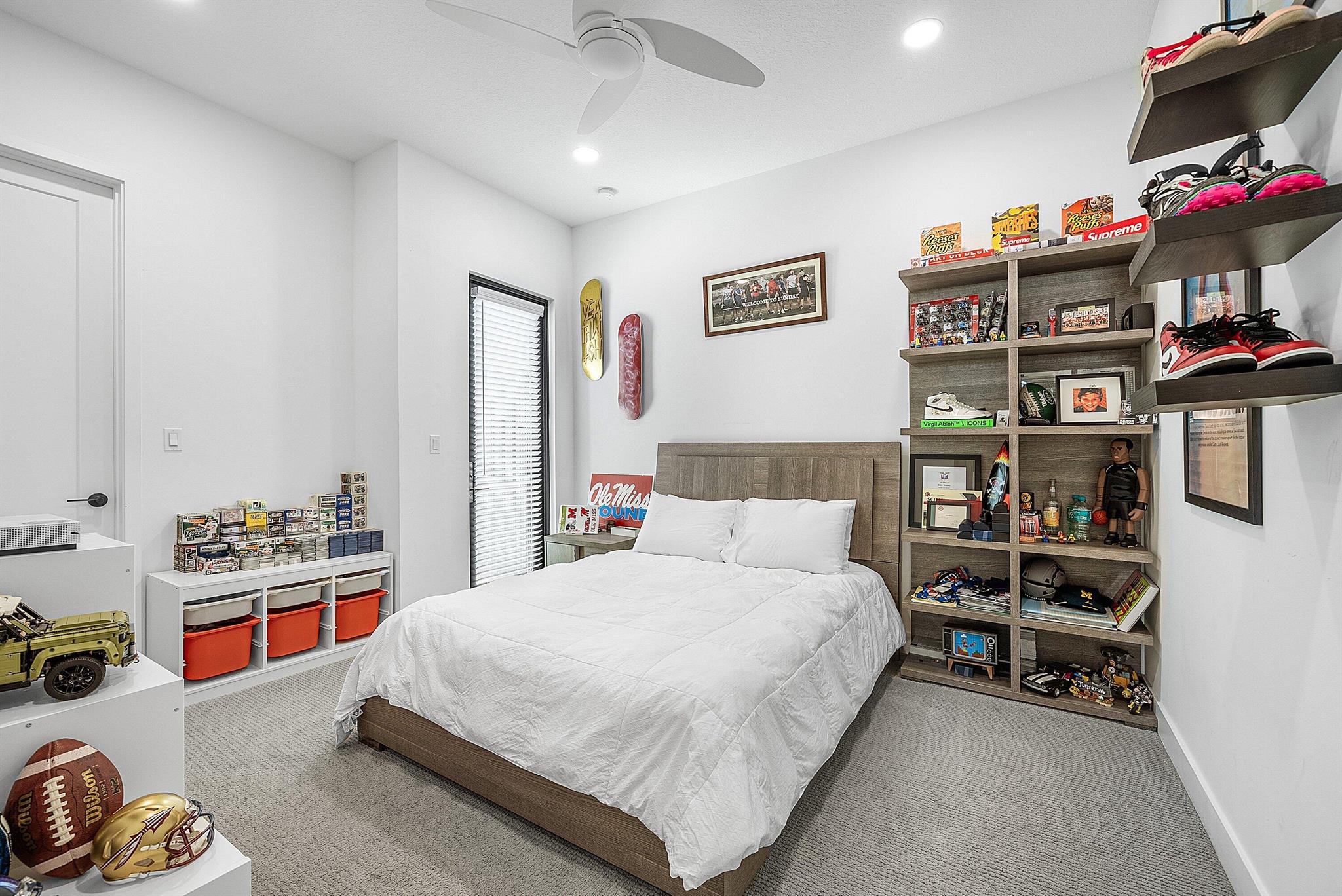 17390 Pagoda Palms Drive