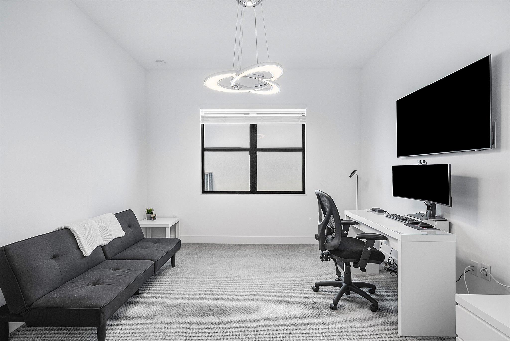 17390 Pagoda Palms Drive