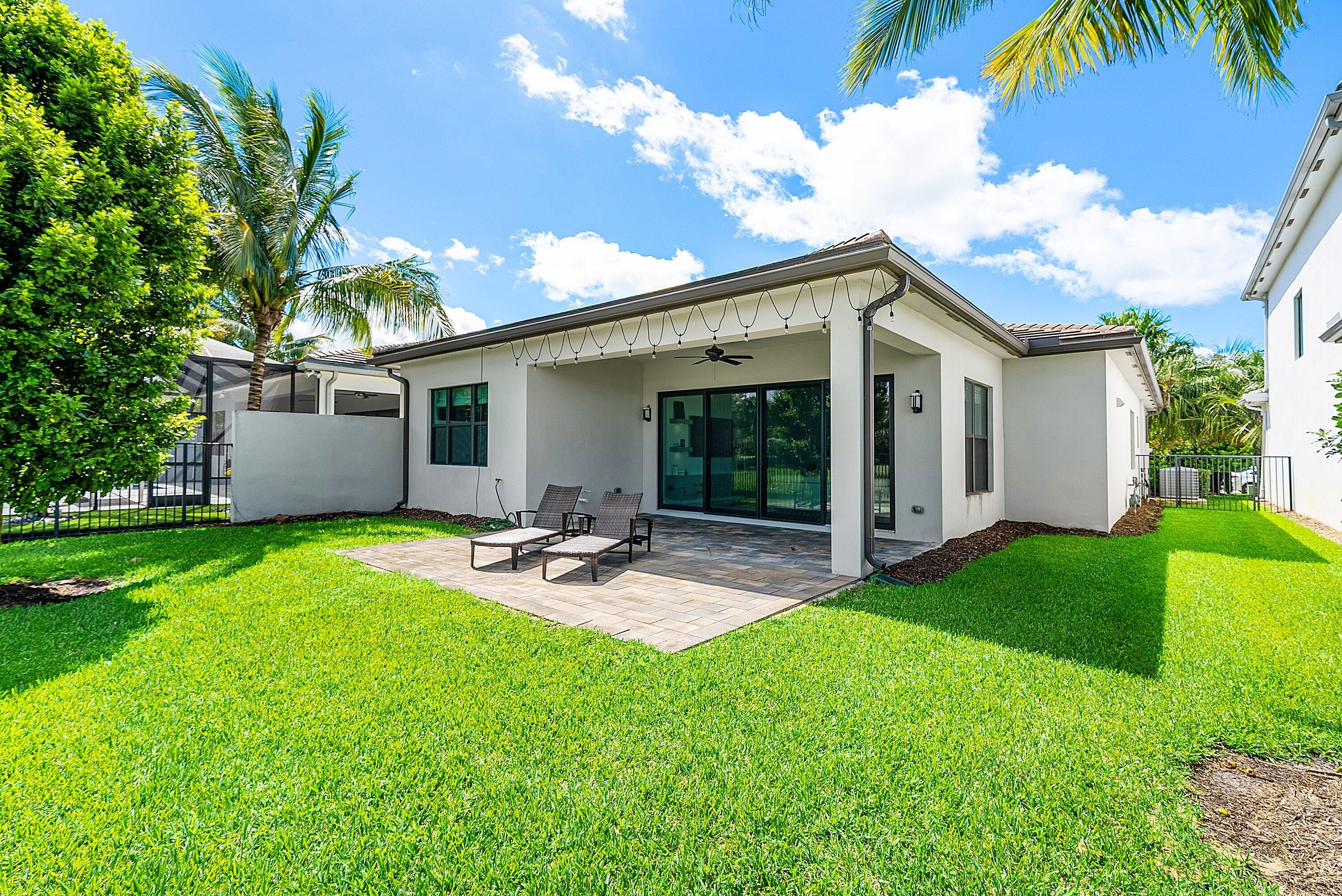 17390 Pagoda Palms Drive