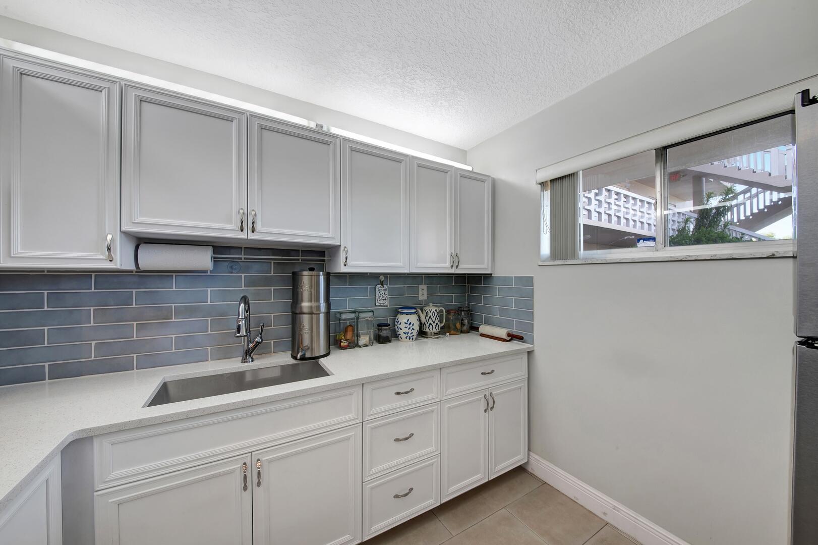 2812 S Garden Drive 109