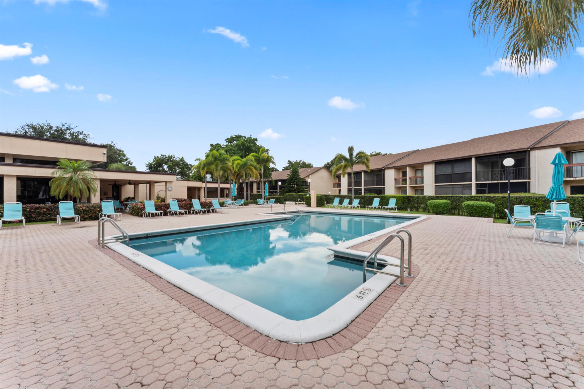 2339 SW 15th Street #27