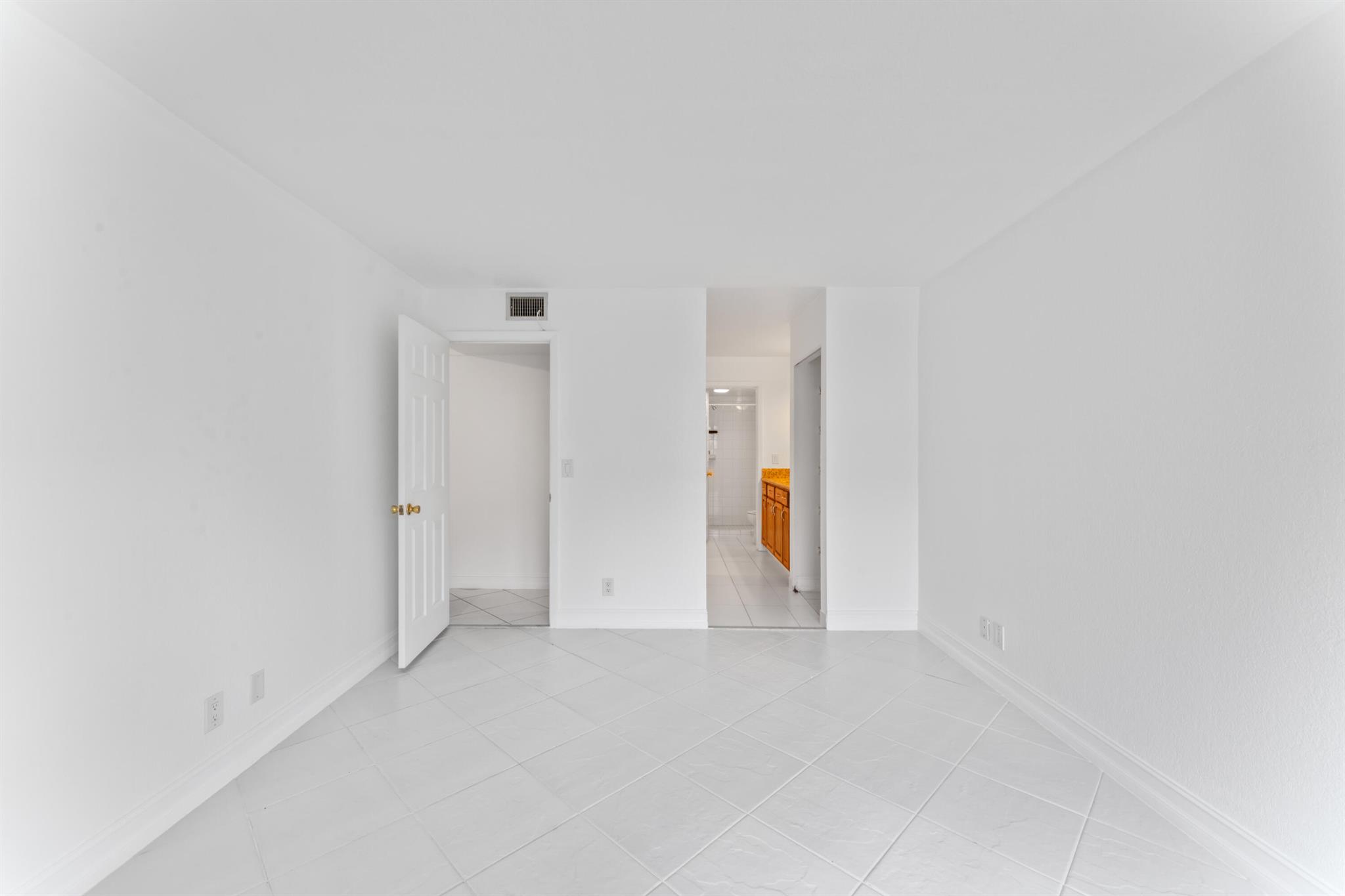 2339 SW 15th Street #27