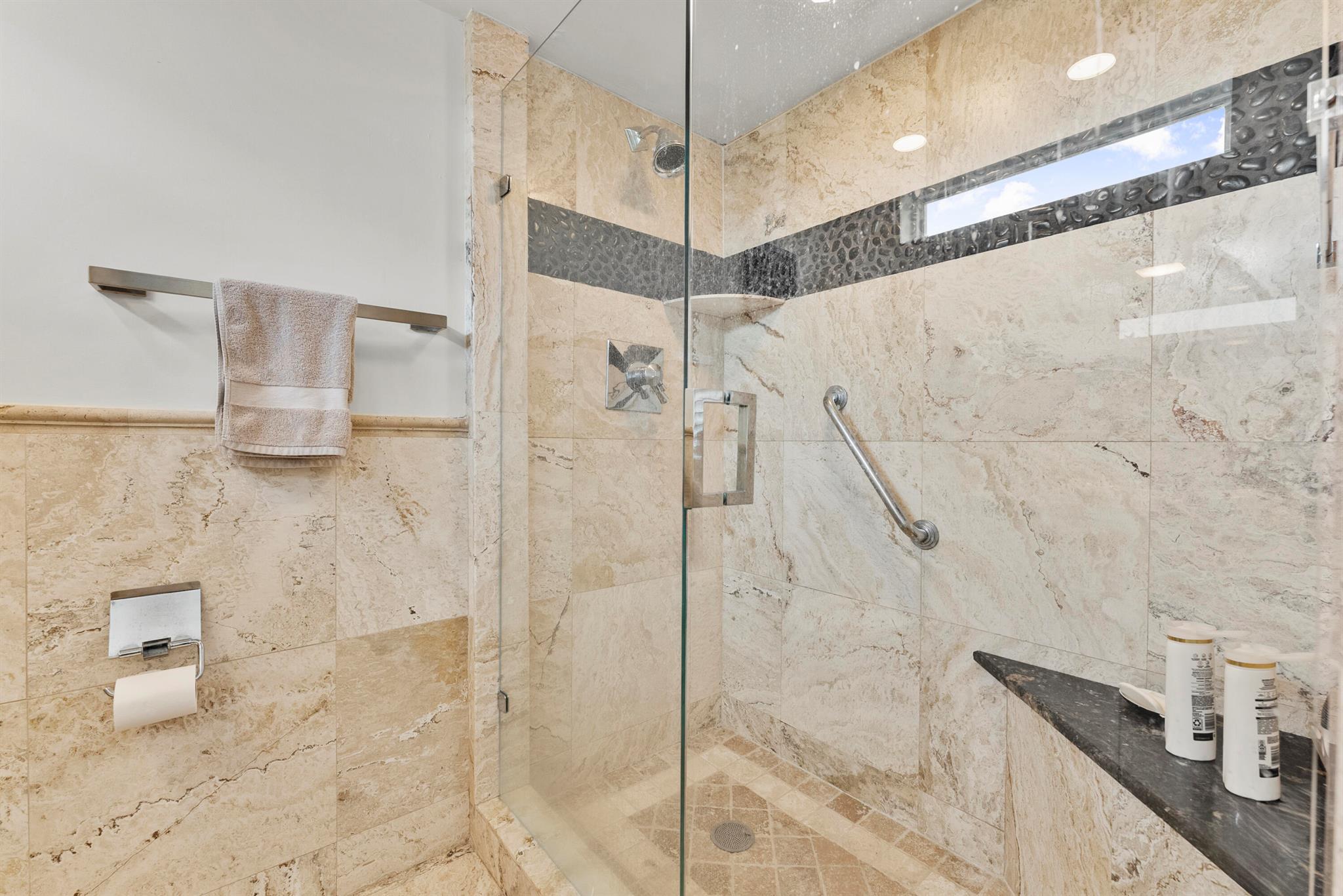 1202 Hillsboro Mile 2a