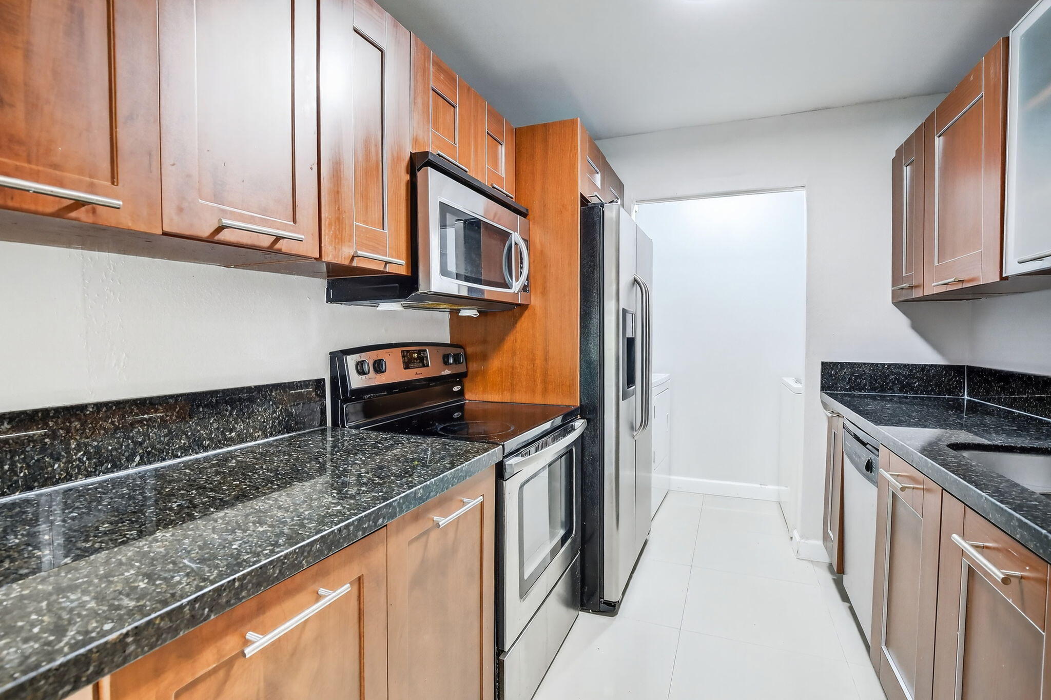 8789 NW 39 Street 8789