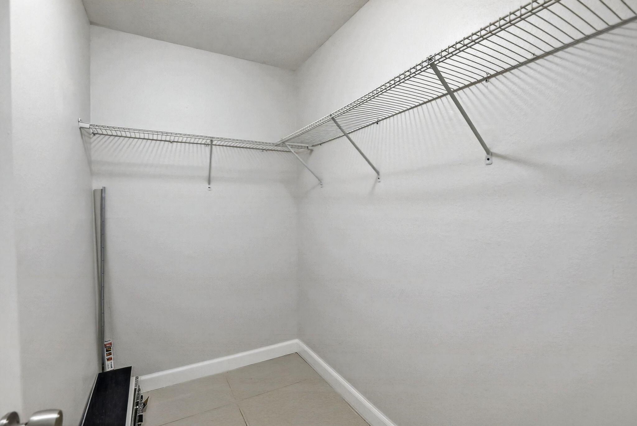 8789 NW 39 Street 8789