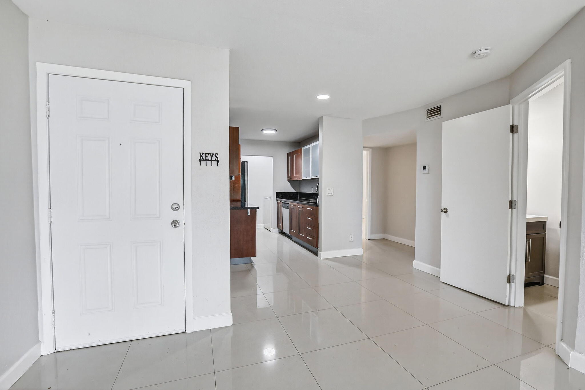 8789 NW 39 Street 8789