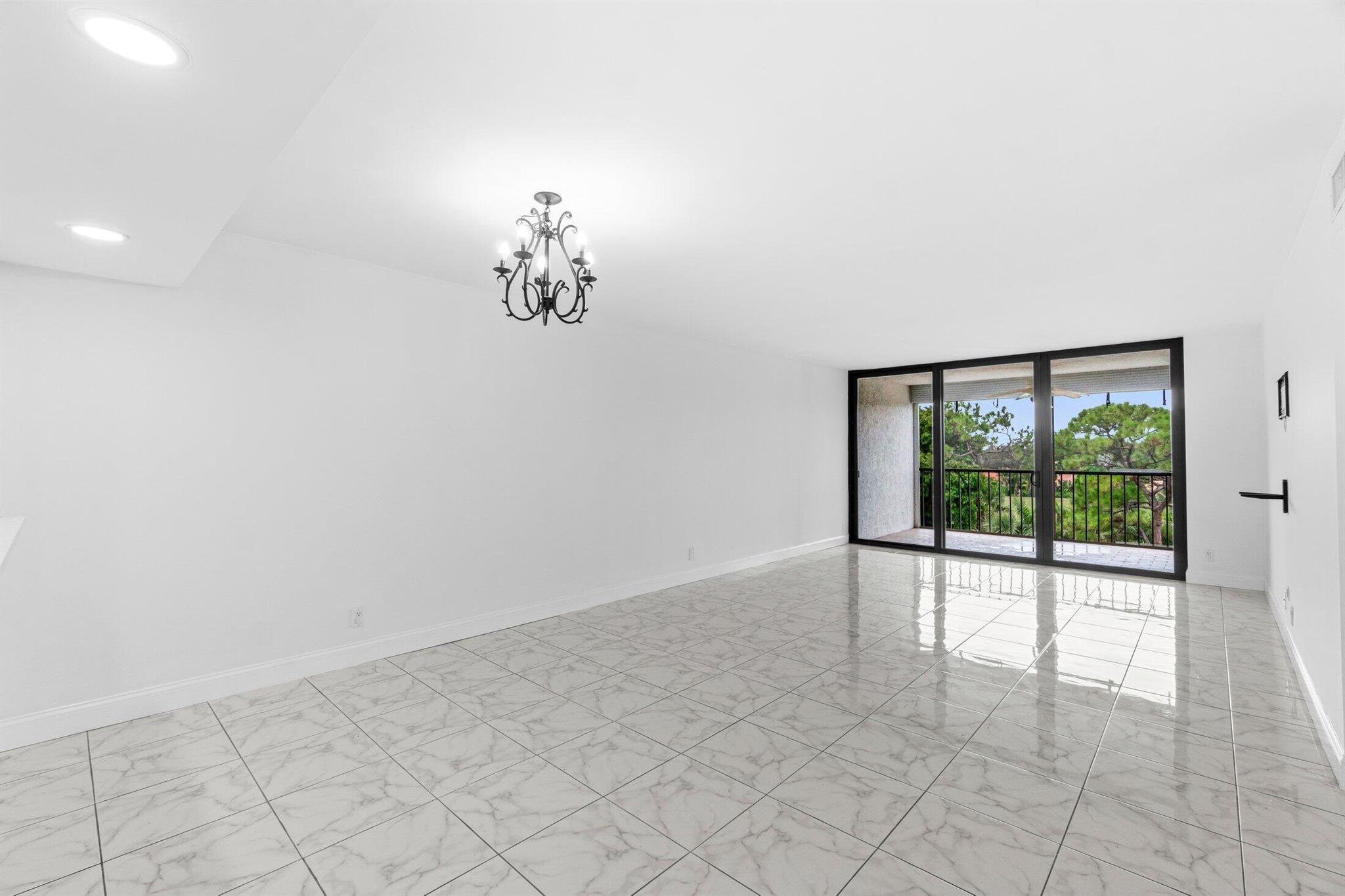 6562 Boca Del Mar Drive 527