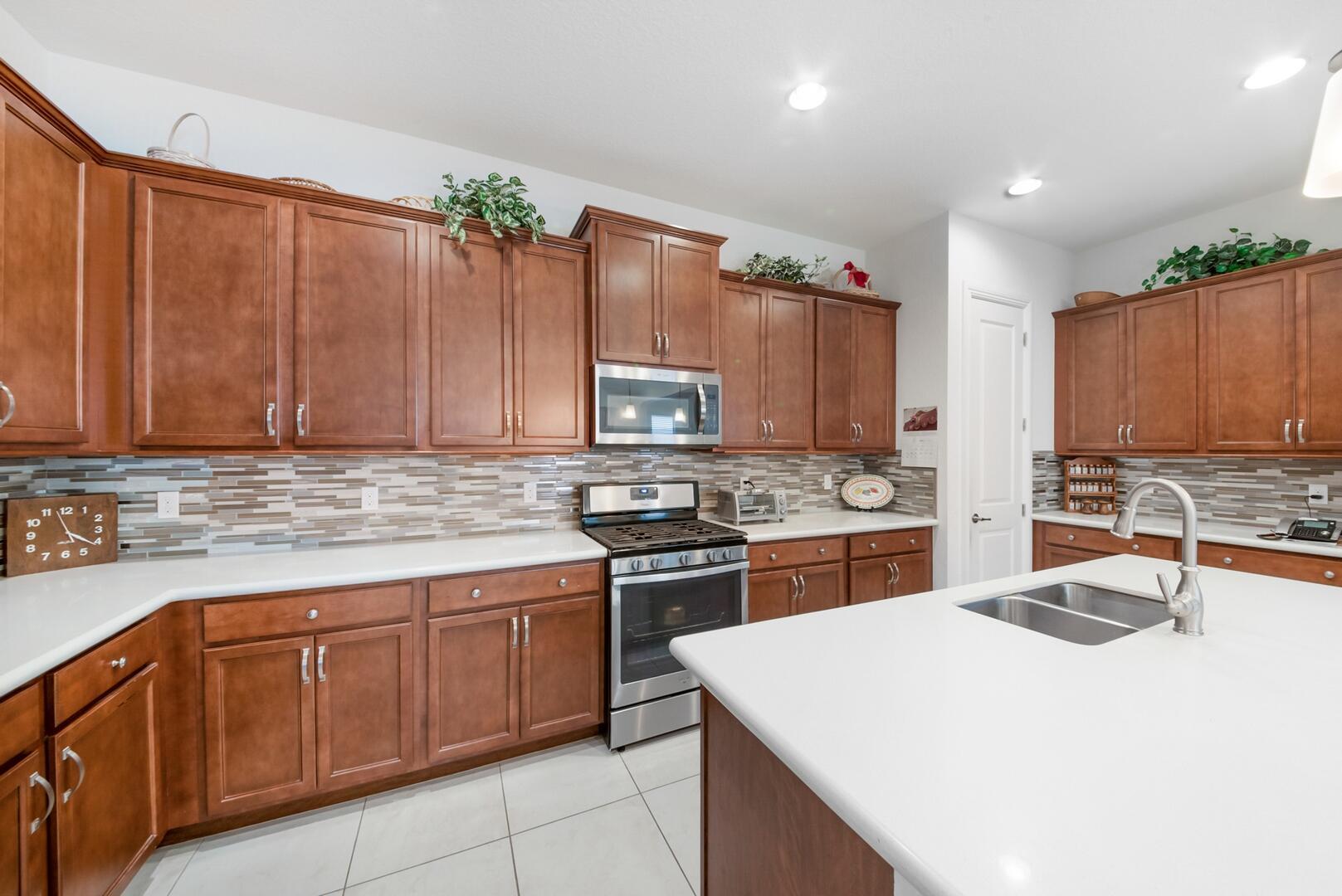 8259 Grand Prix Lane