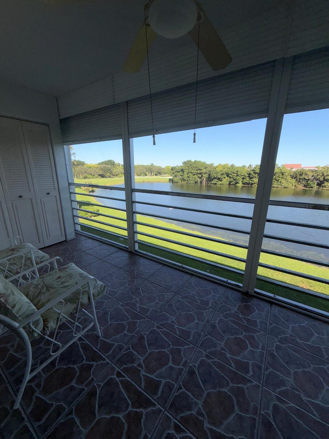 3058 Ainslie Drive 3058 - D