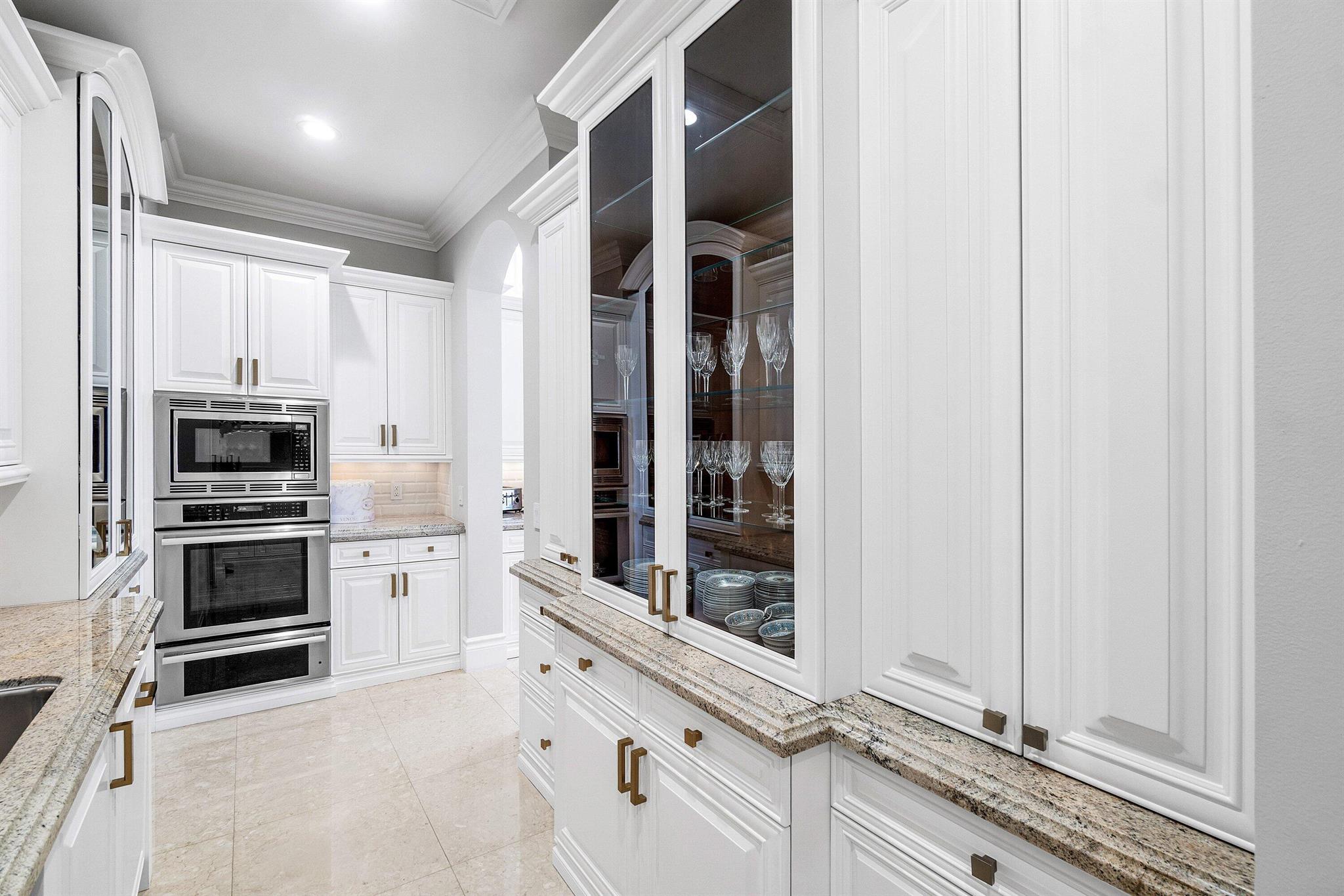 4216 Intracoastal Drive