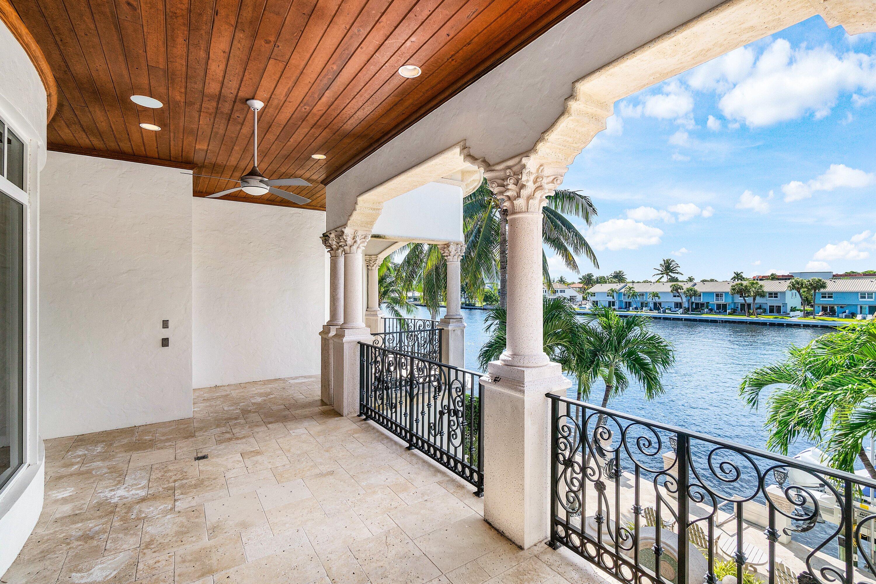 4216 Intracoastal Drive