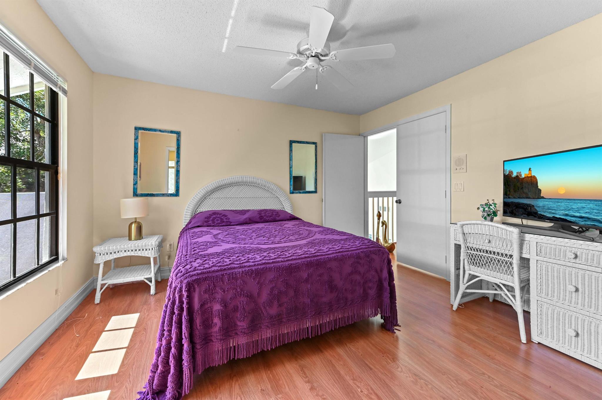 4940 Sherwood Forest Drive