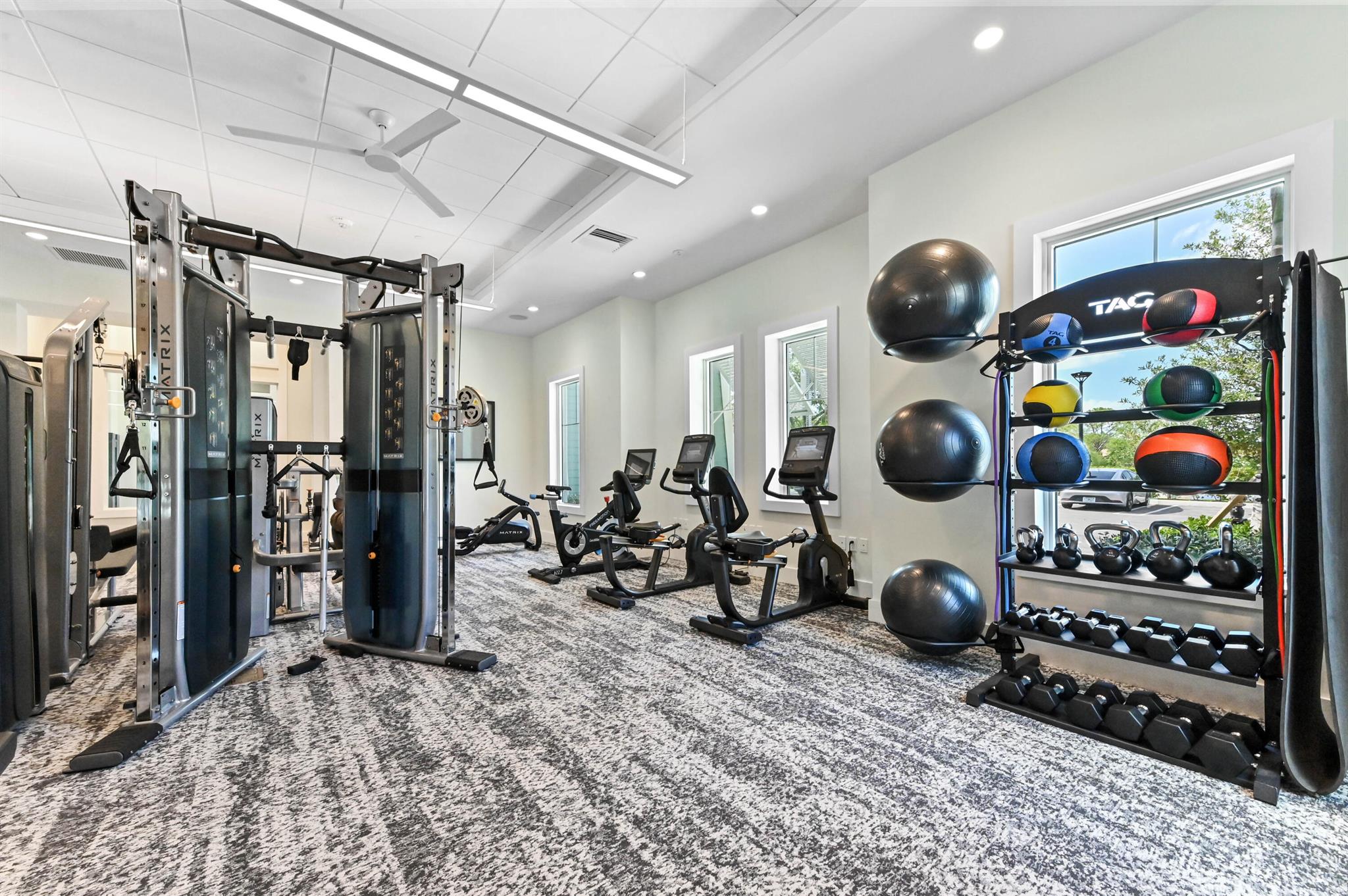 4940 Sherwood Forest Drive