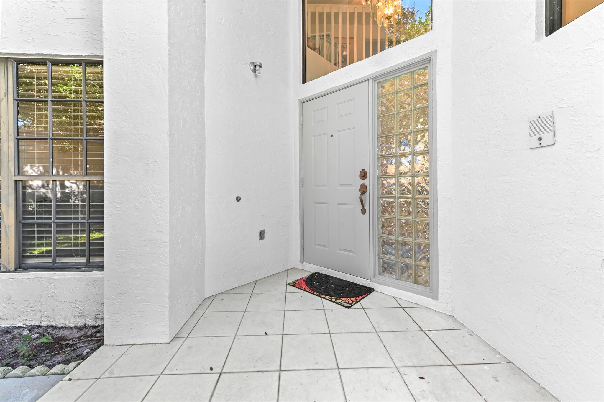 4940 Sherwood Forest Drive