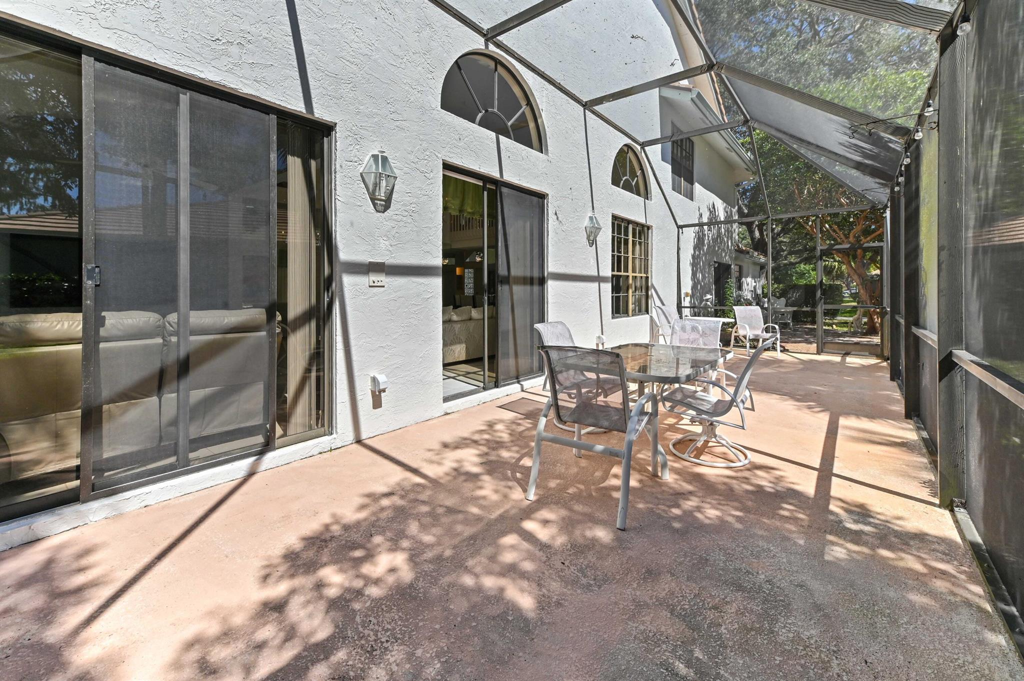 4940 Sherwood Forest Drive