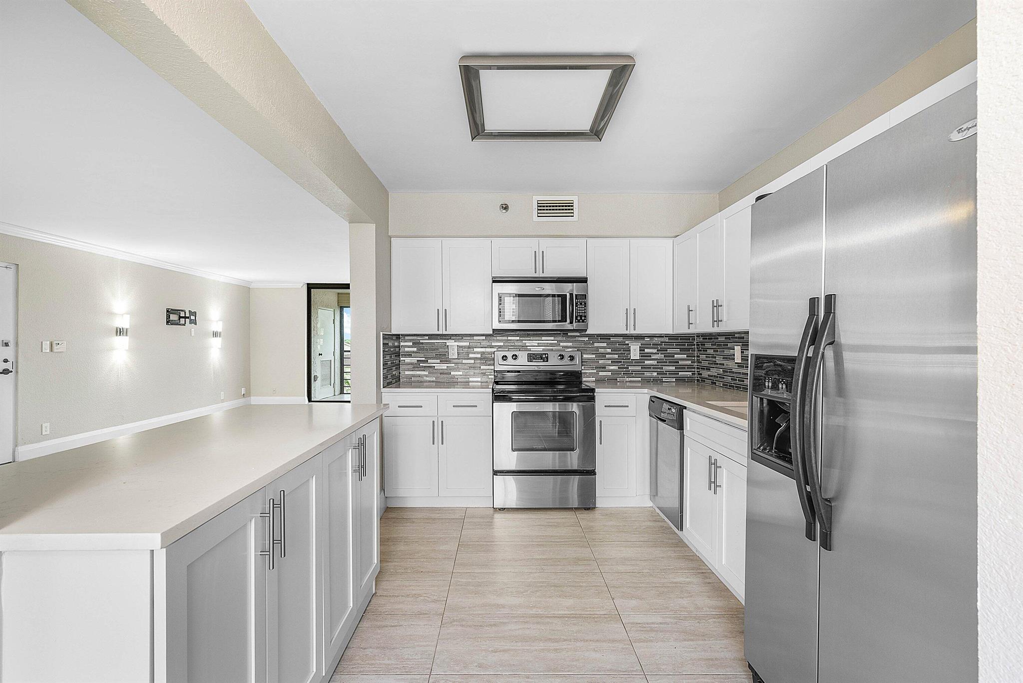 7580 Regency Lake Drive 402