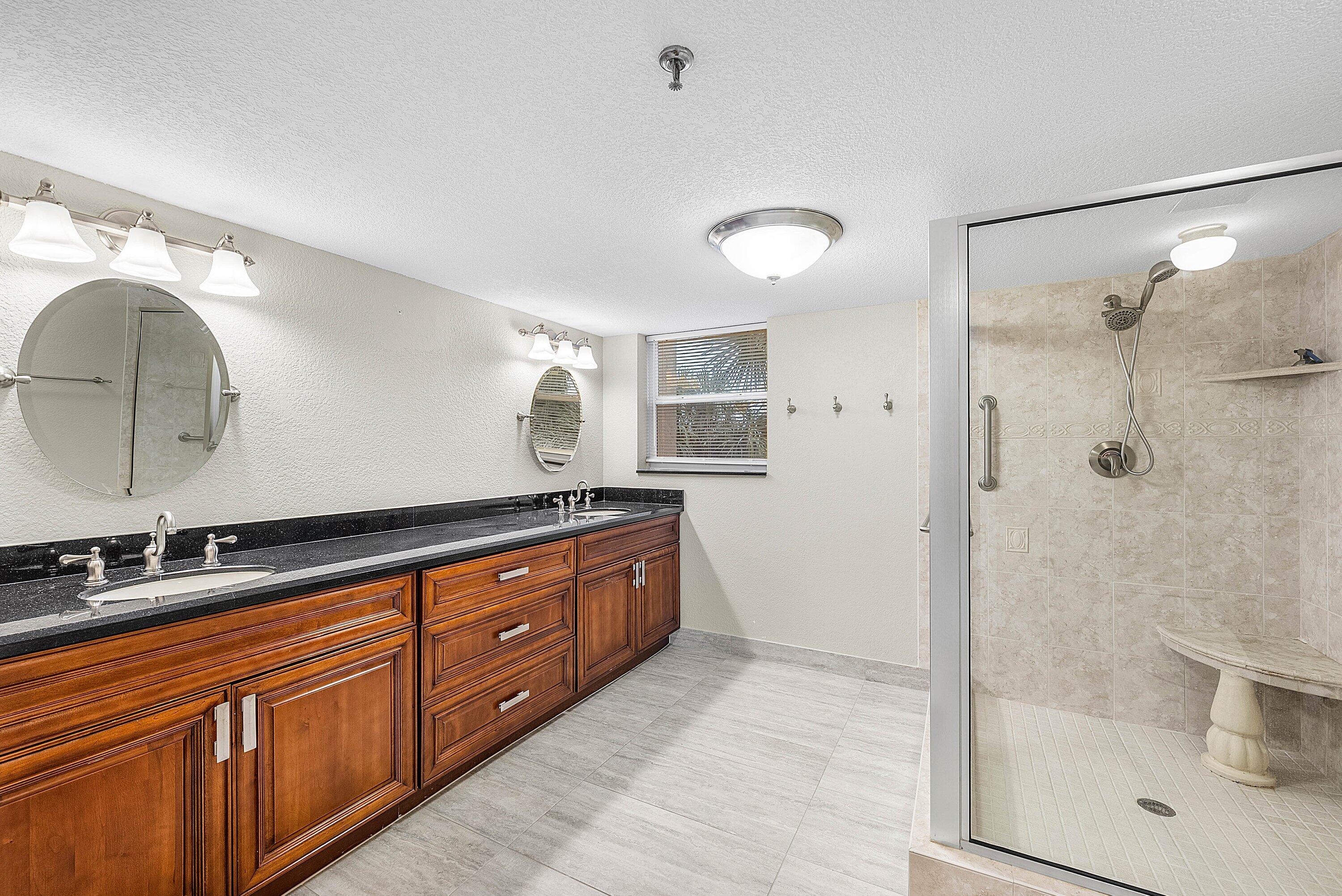7580 Regency Lake Drive 402