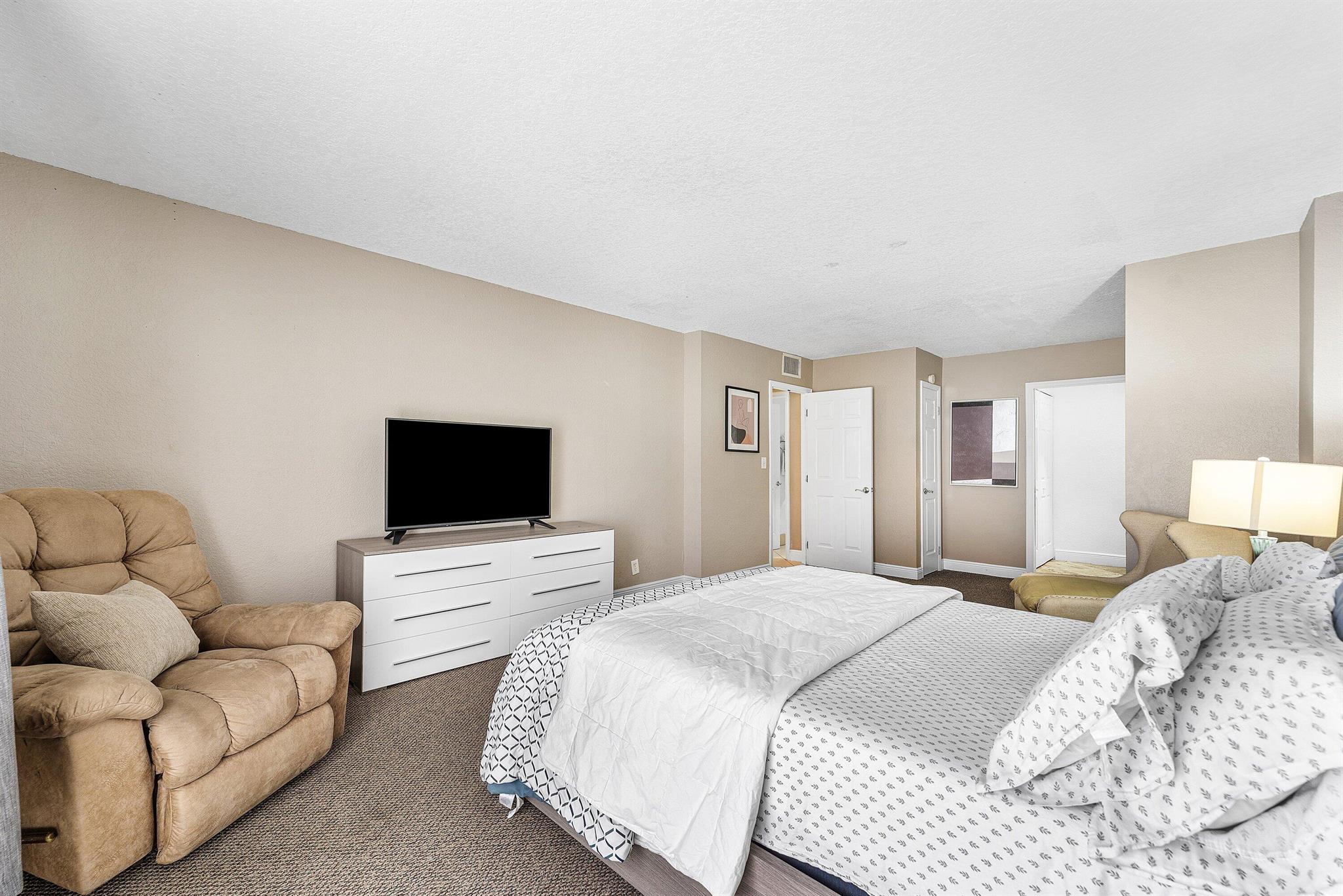 1600 S Ocean Drive 7h