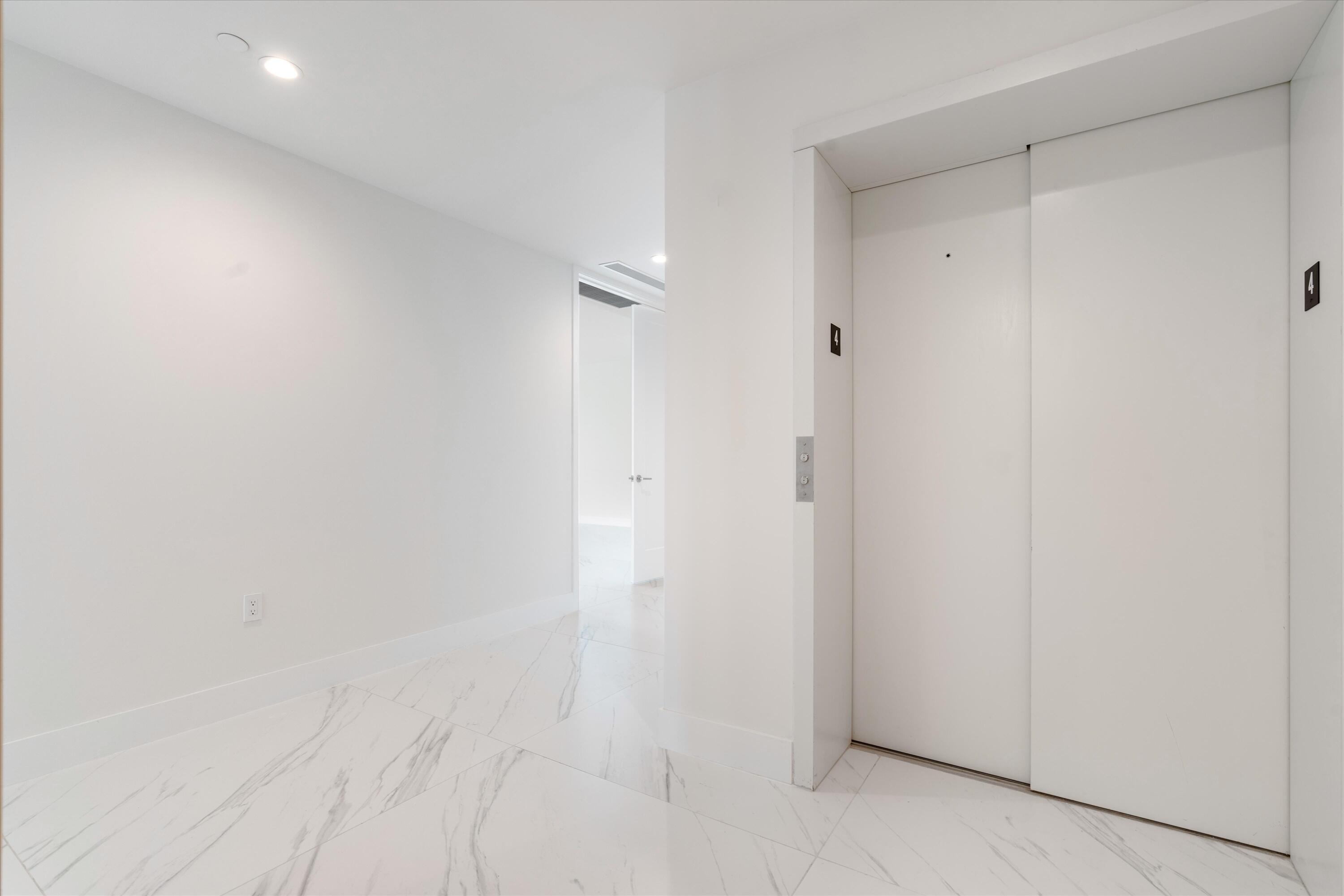 495 E Royal Palm Road 402