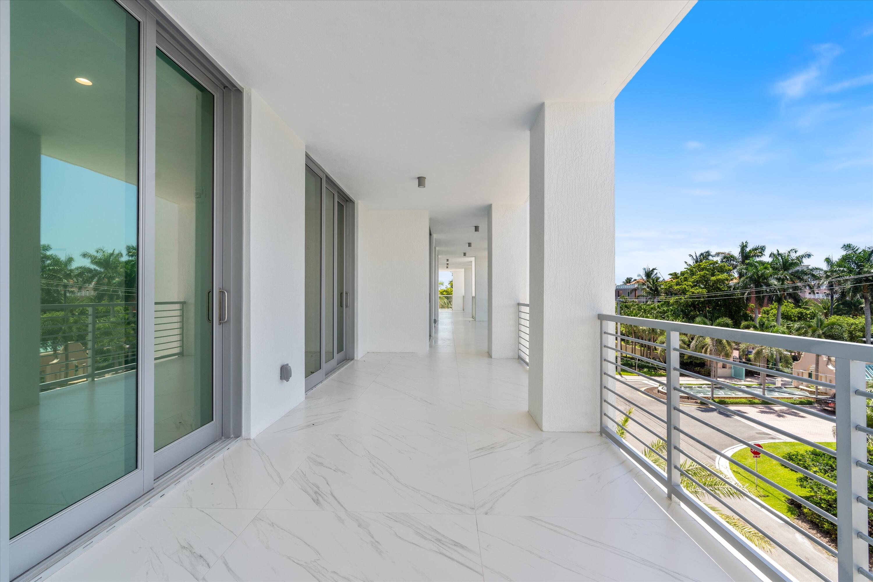 495 E Royal Palm Road 402