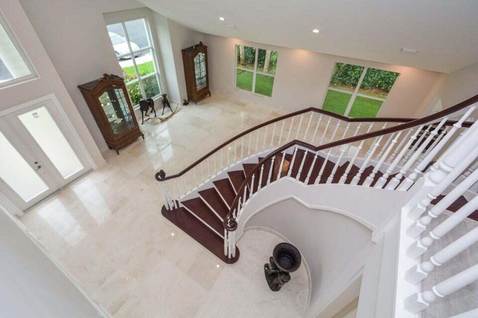 934 SW 21st Way