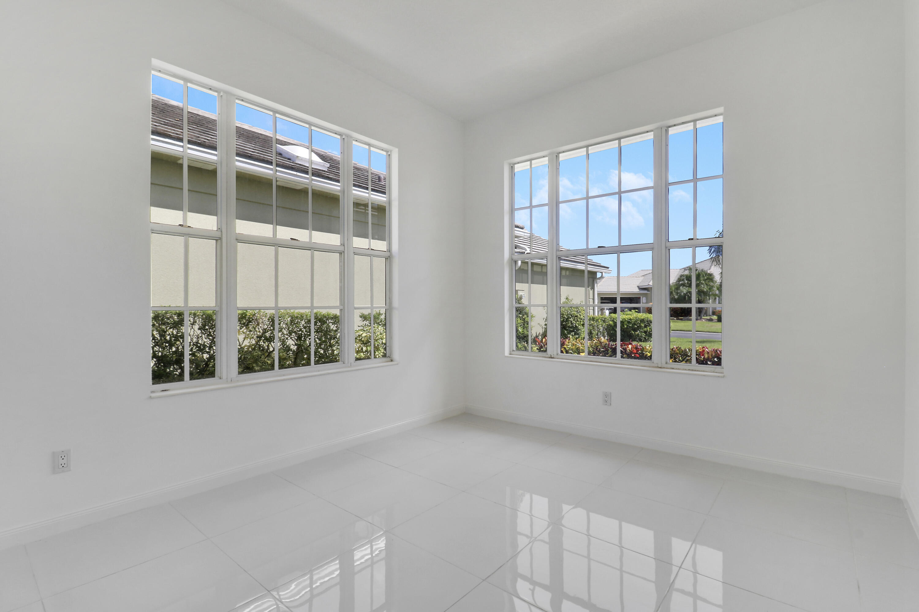220 NW Bentley Circle, Port St. Lucie