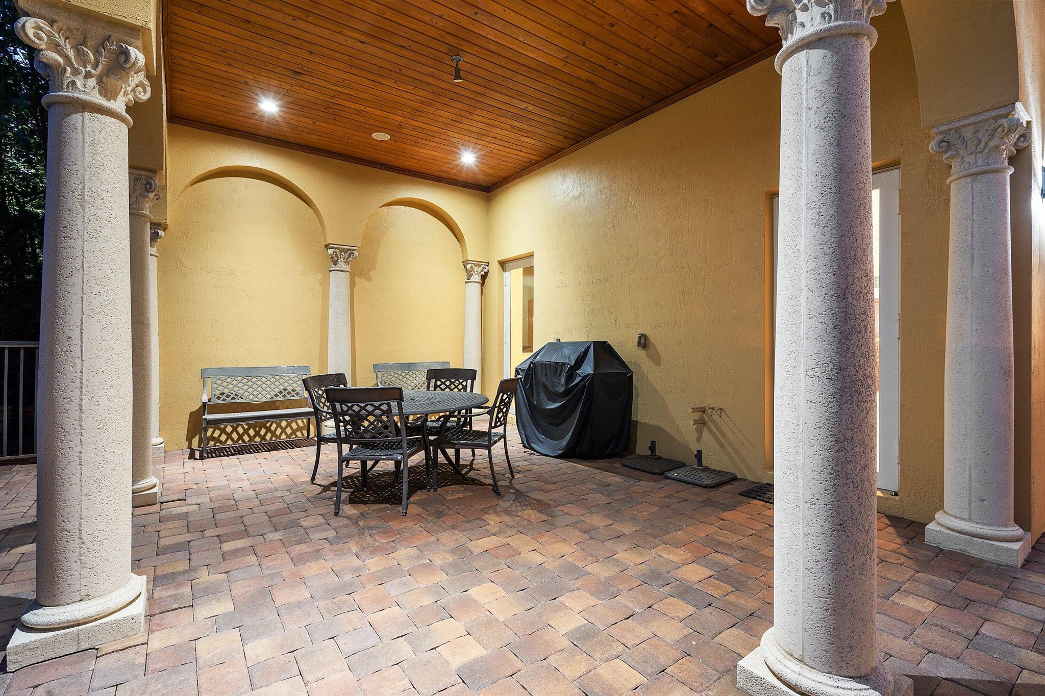 17387 Balaria Street