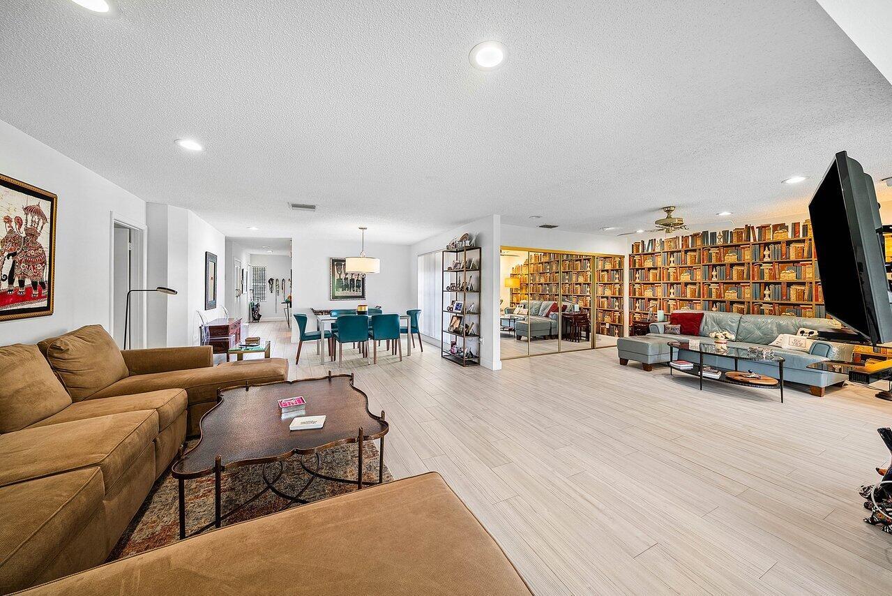 7920 Eastlake Drive 19-B