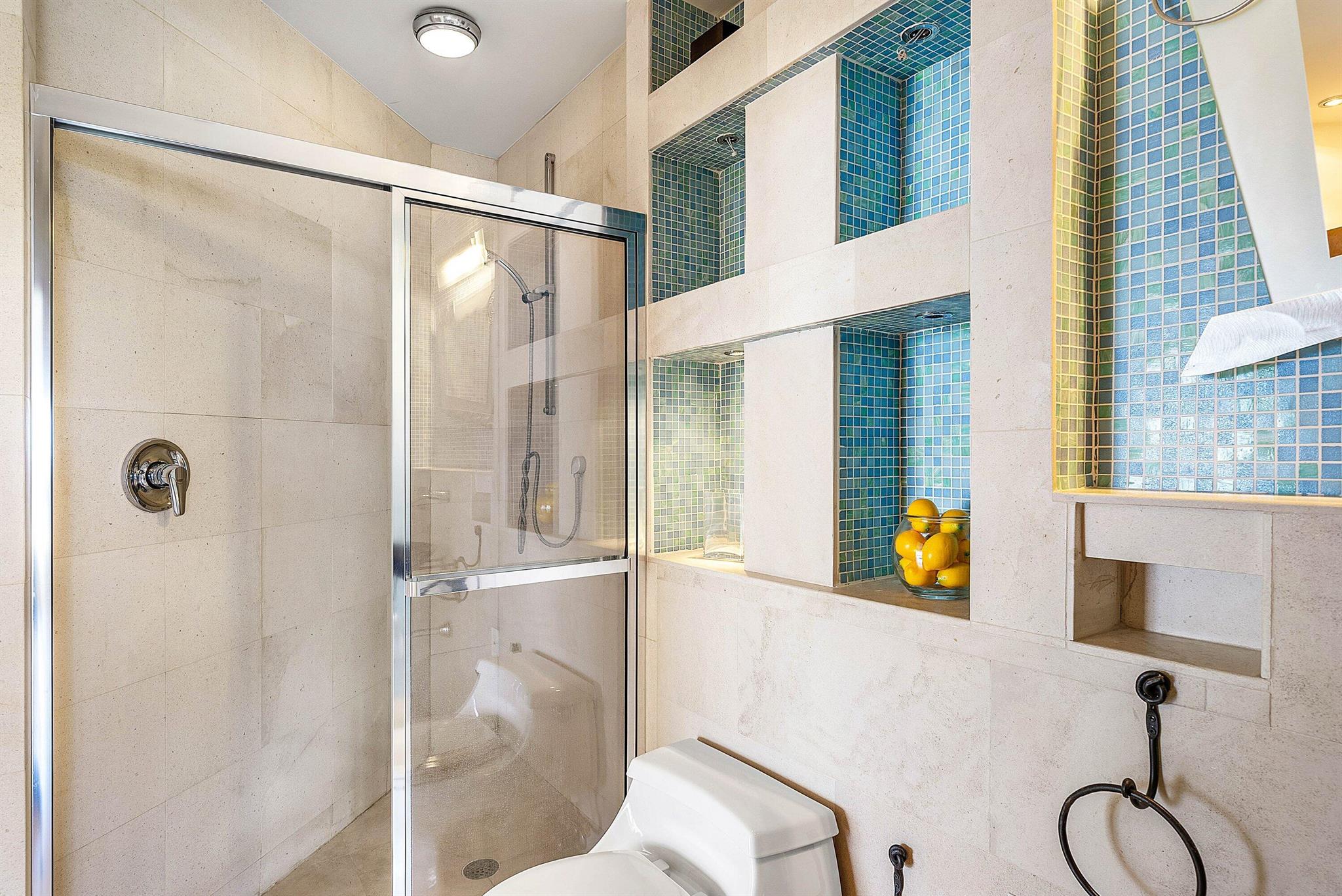 3500 Mystic Pointe Drive Ph4