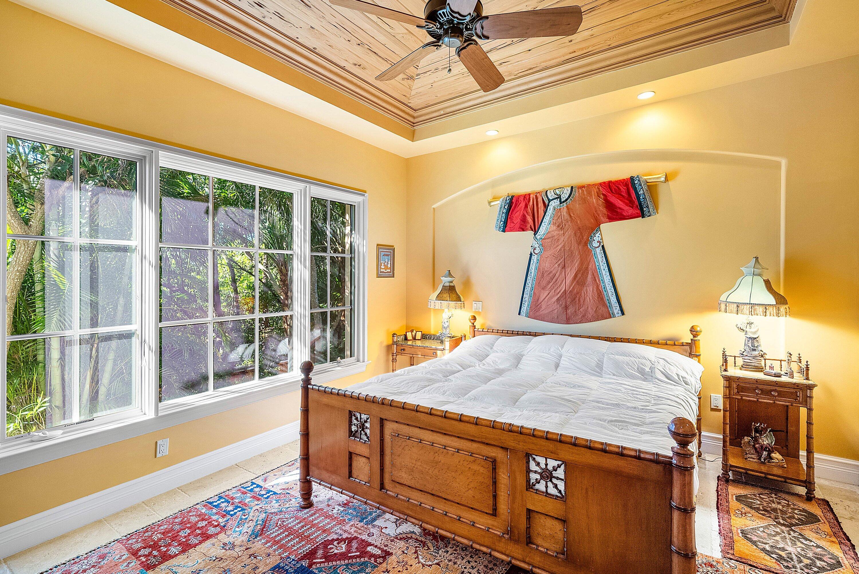 13381 Oakmeade