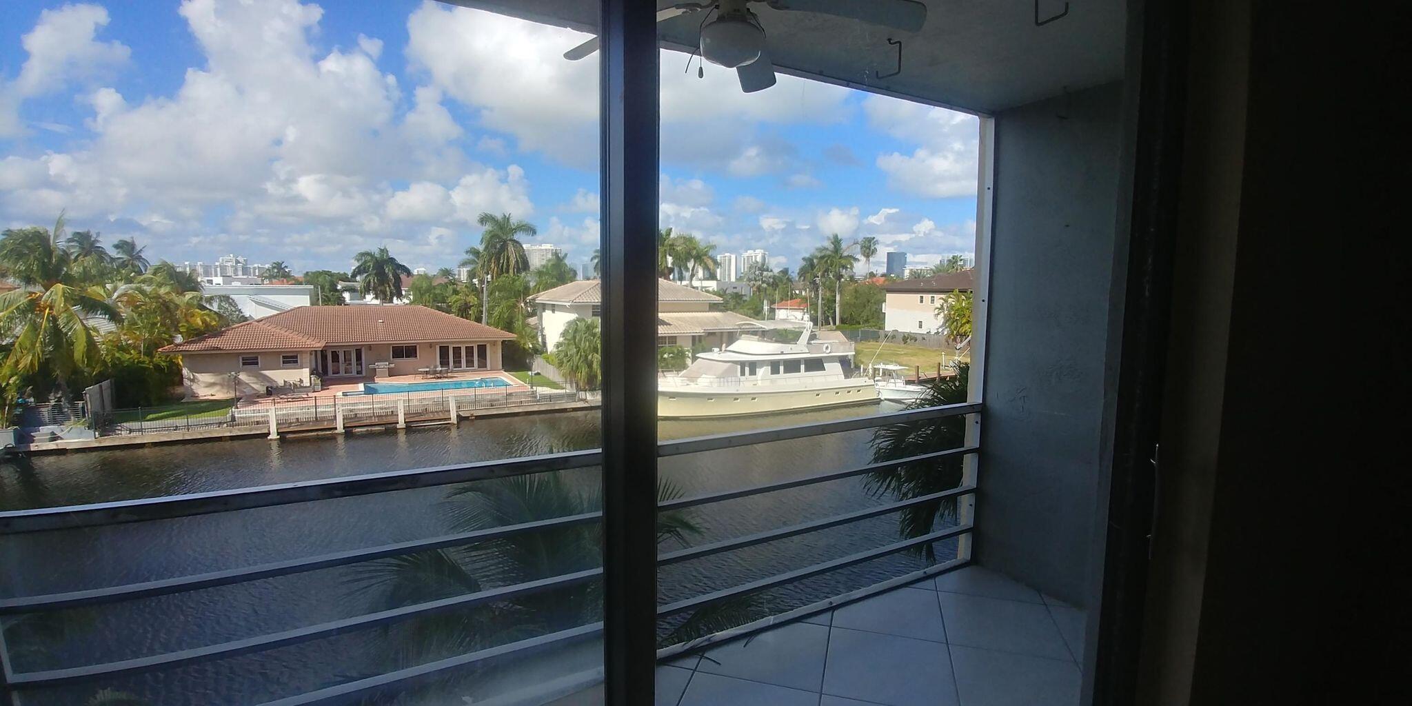 2935 NE 163rd Street 3m