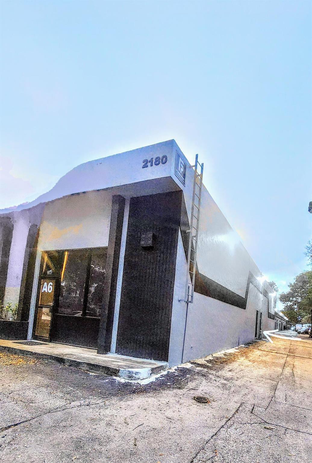 2180 NW 18th Avenue A6