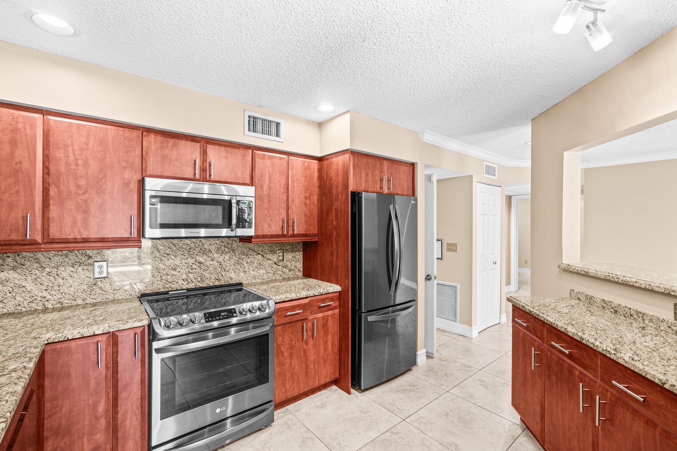 5750 Coach House Circle C