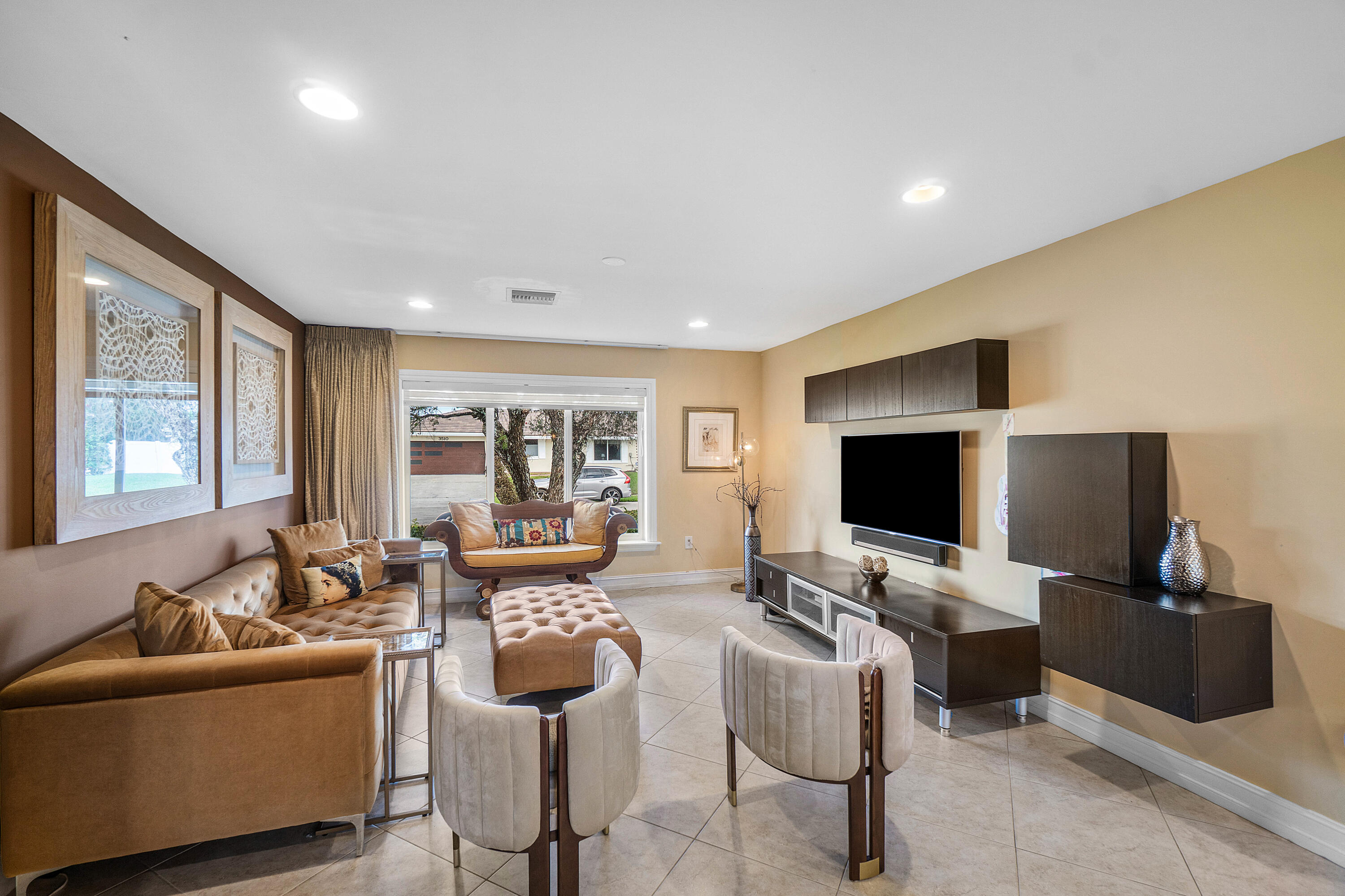 3509 NW 26th Court