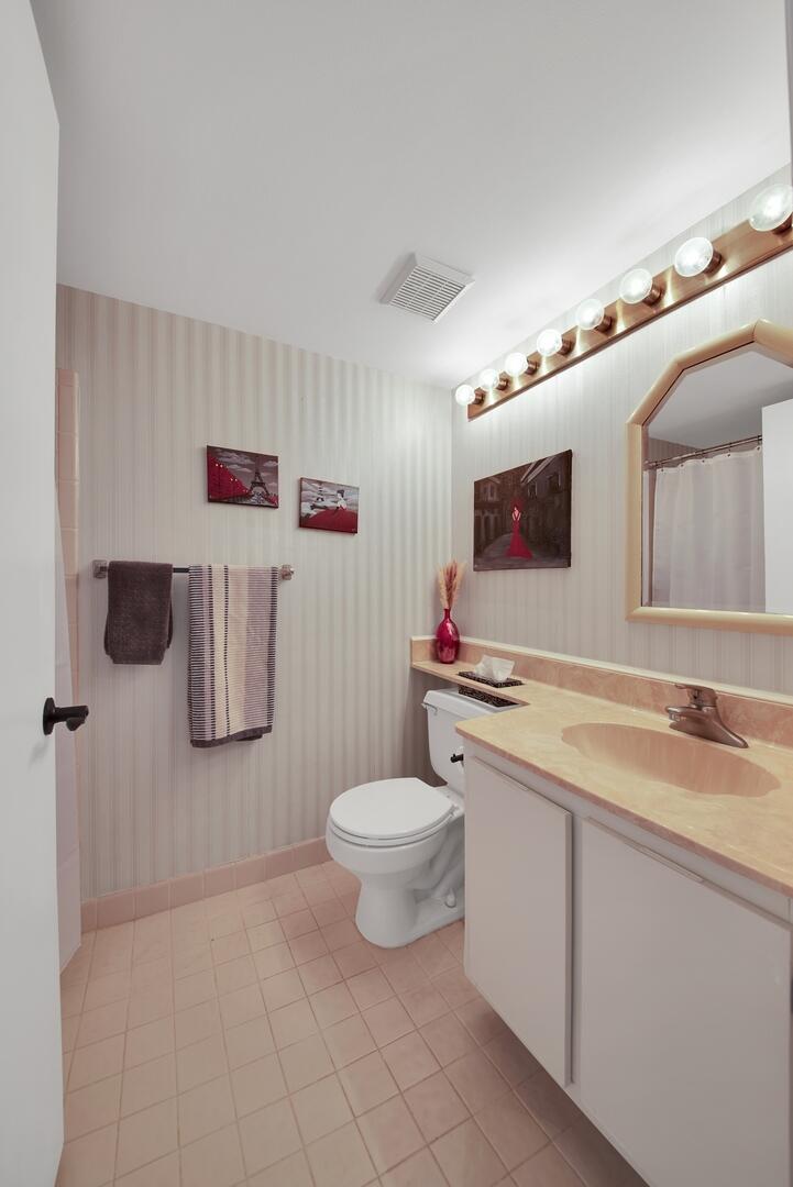 4708 Lucerne Lakes Boulevard E 104