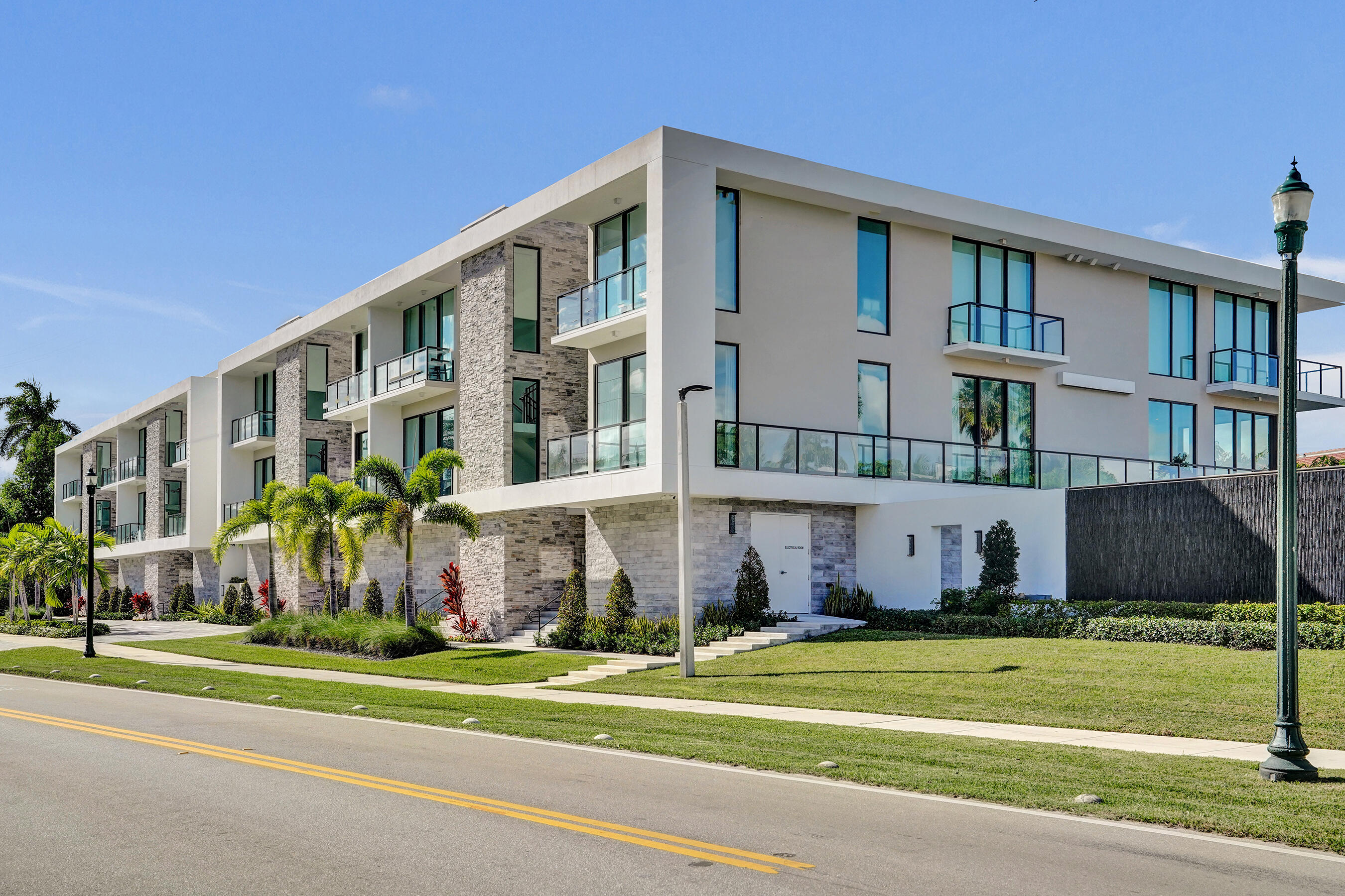 1177 George Bush Boulevard 208