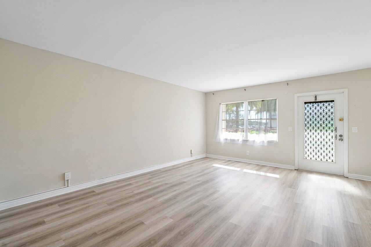 517 Fanshaw M
