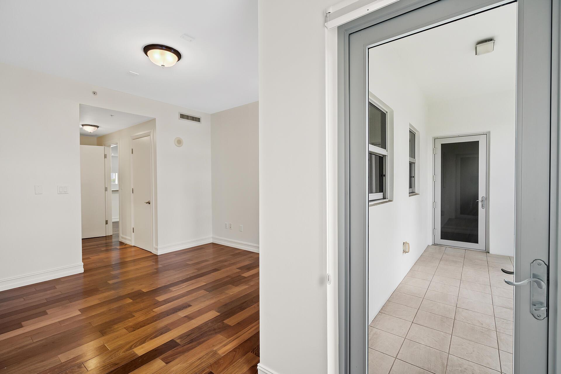 455 E Palmetto Park Road 3