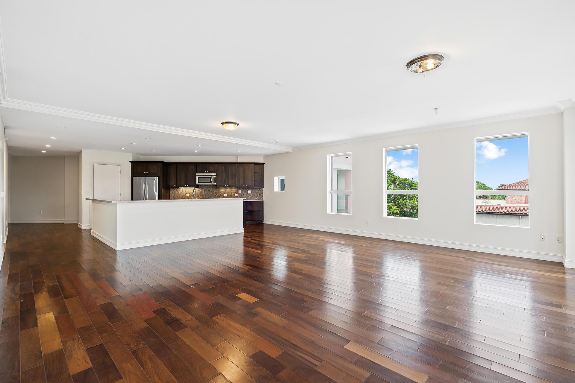 455 E Palmetto Park Road 3