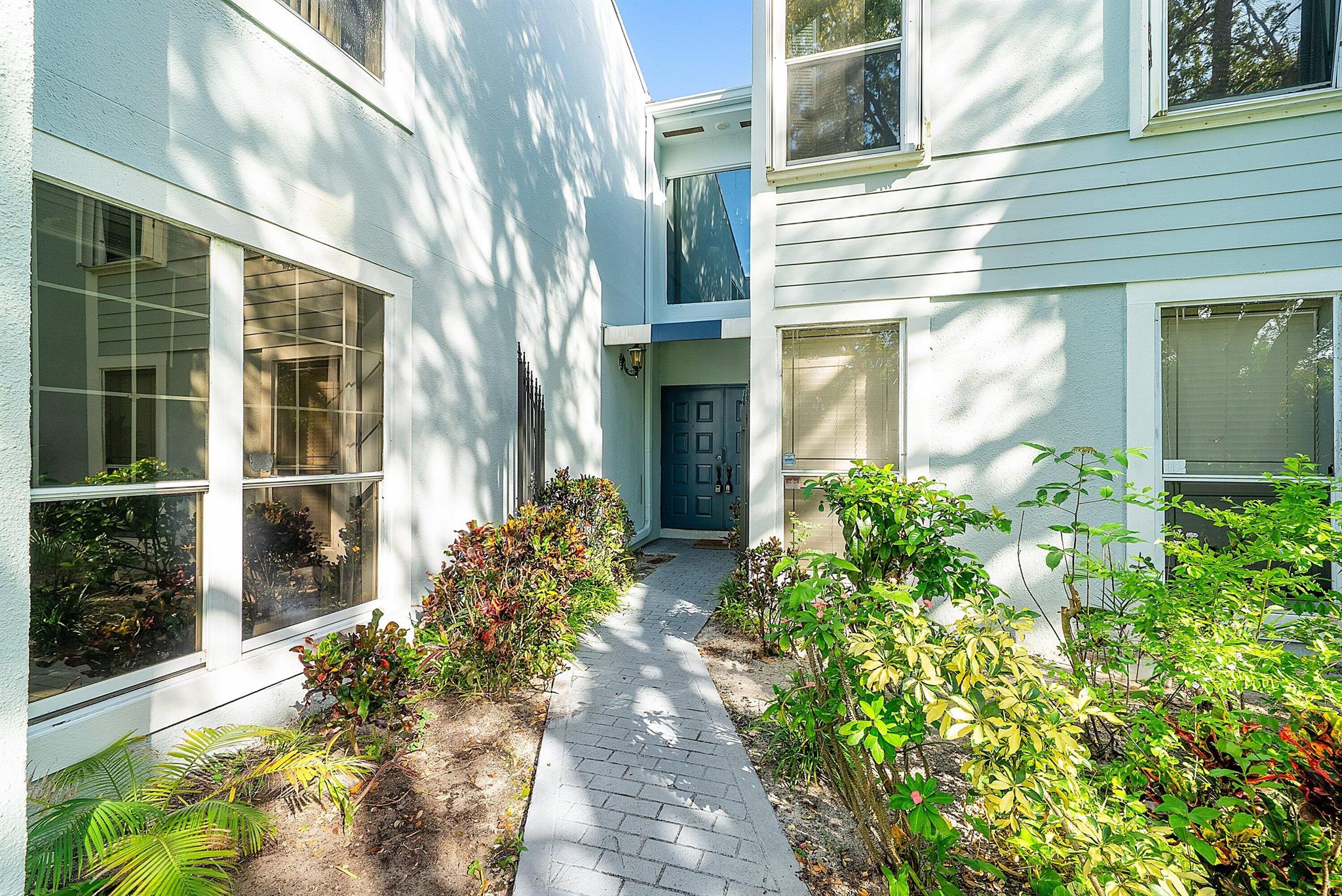 6165 Old Court Road 123