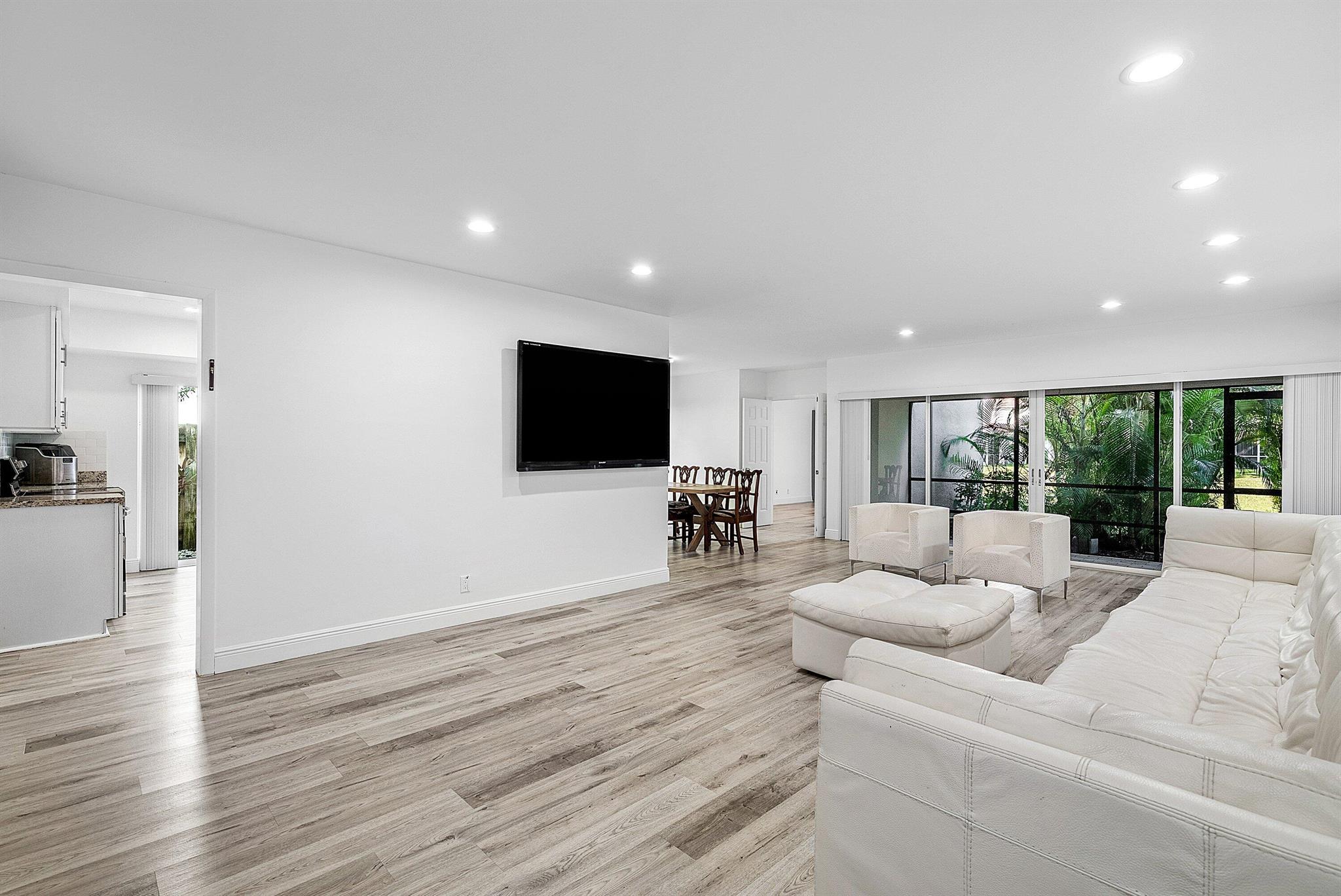 6165 Old Court Road 123