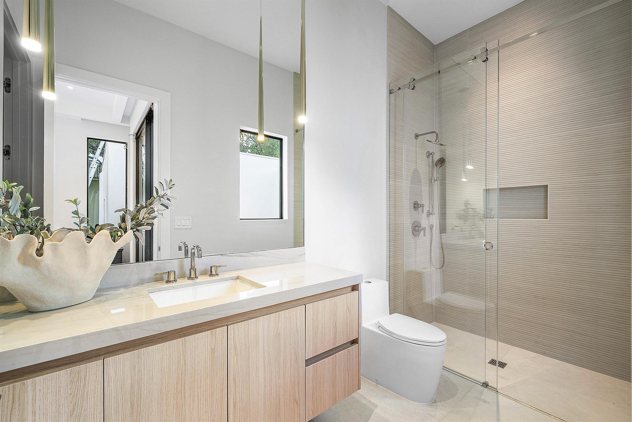 16484 Bridlewood Circle